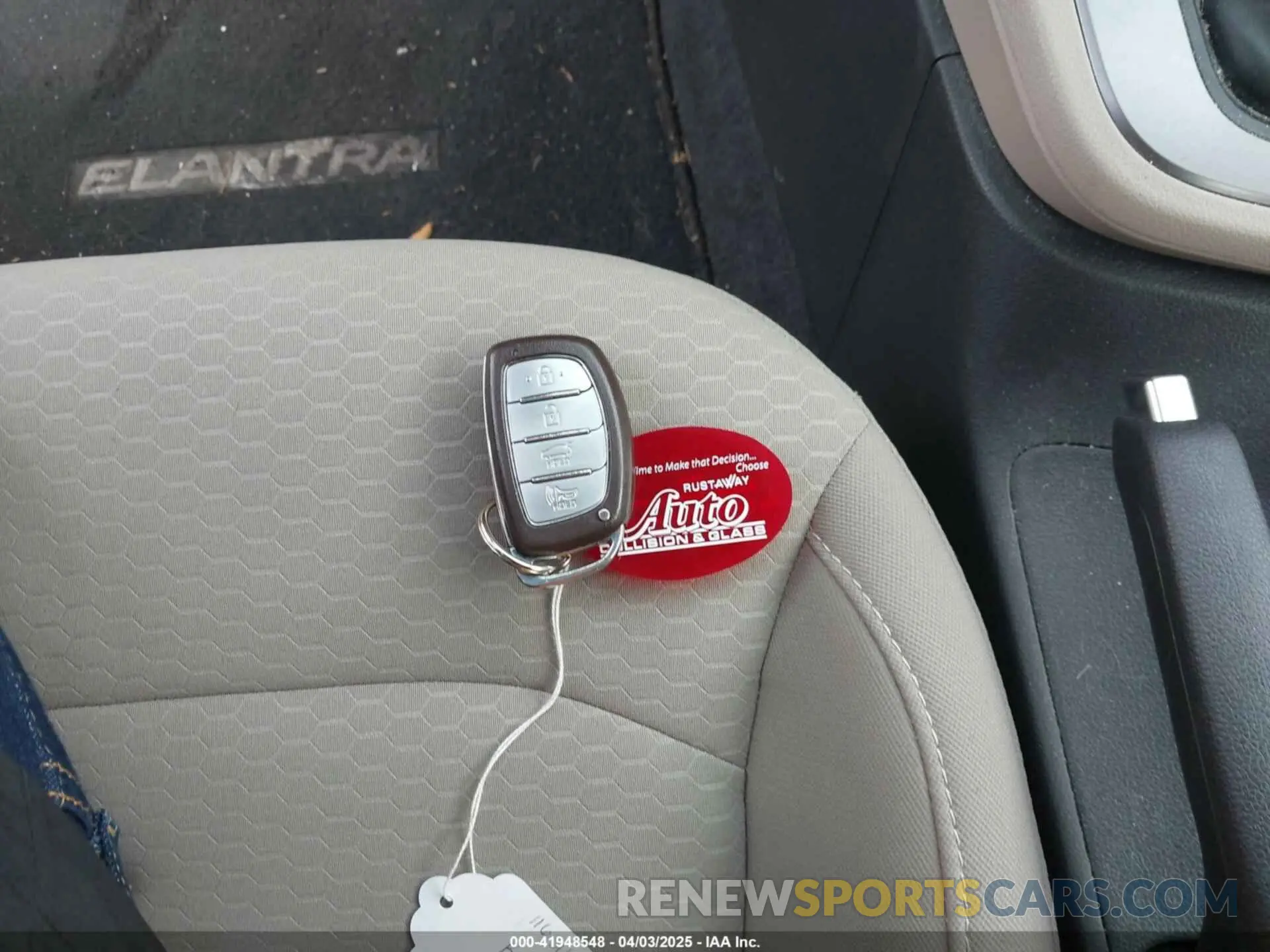 11 fotografías del automóvil dañado 5NPD84LFXLH510395 HYUNDAI ELANTRA 2020