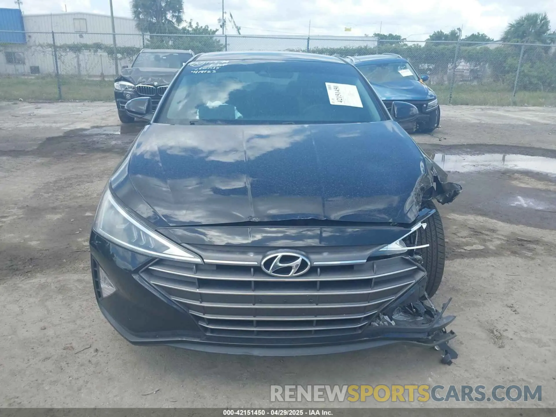 12 fotografías del automóvil dañado 5NPD84LFXLH528511 HYUNDAI ELANTRA 2020