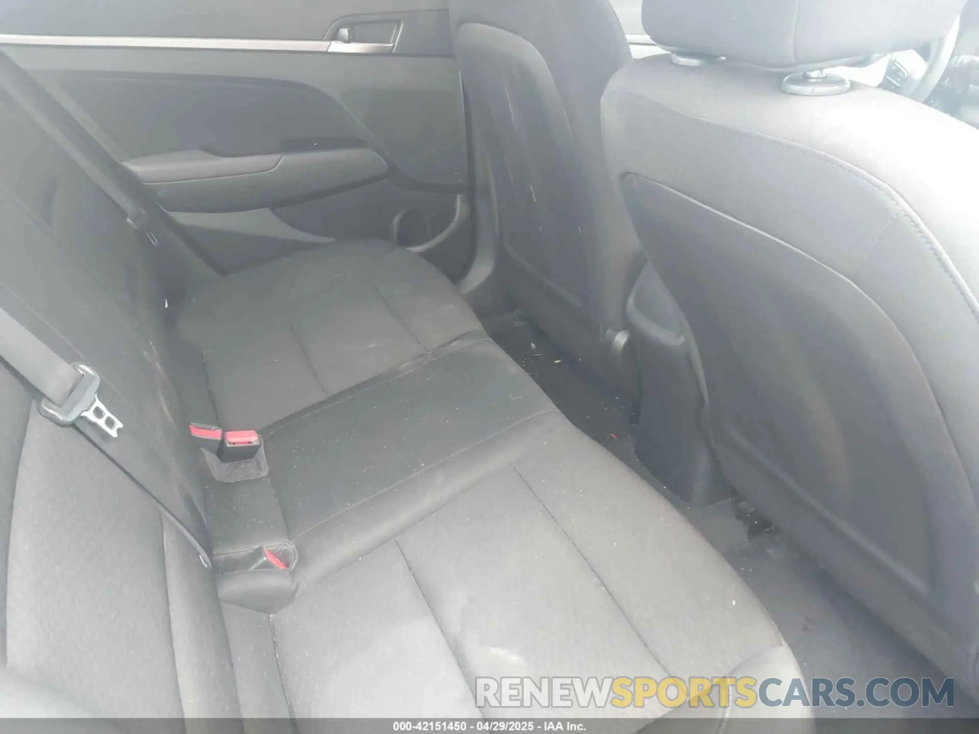 8 fotografías del automóvil dañado 5NPD84LFXLH528511 HYUNDAI ELANTRA 2020