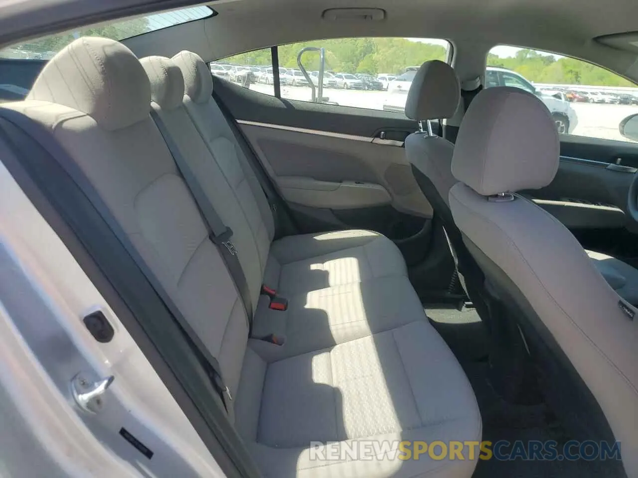 11 fotografías del automóvil dañado 5NPD84LFXLH530114 HYUNDAI ELANTRA 2020