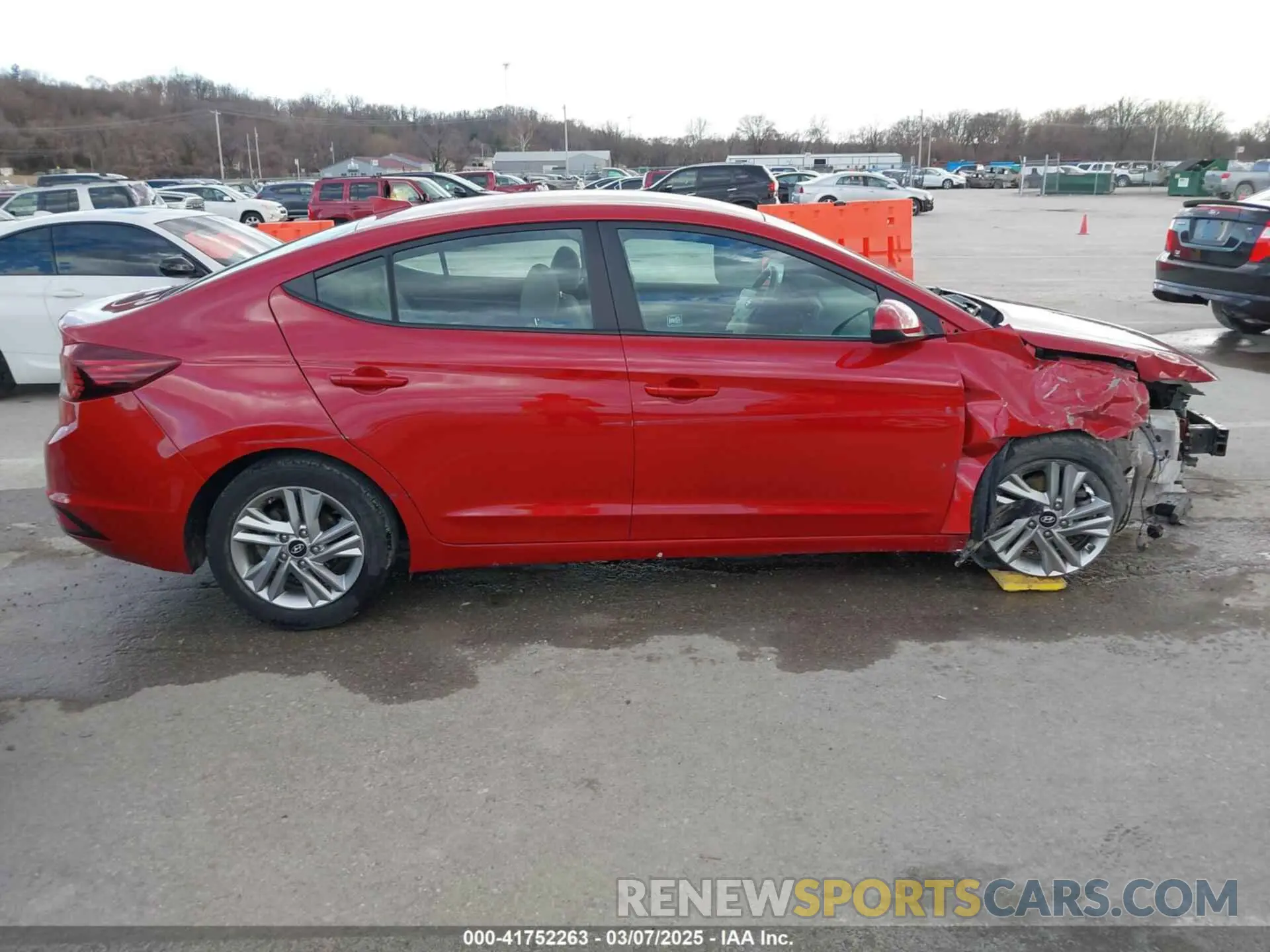 13 fotografías del automóvil dañado 5NPD84LFXLH534776 HYUNDAI ELANTRA 2020