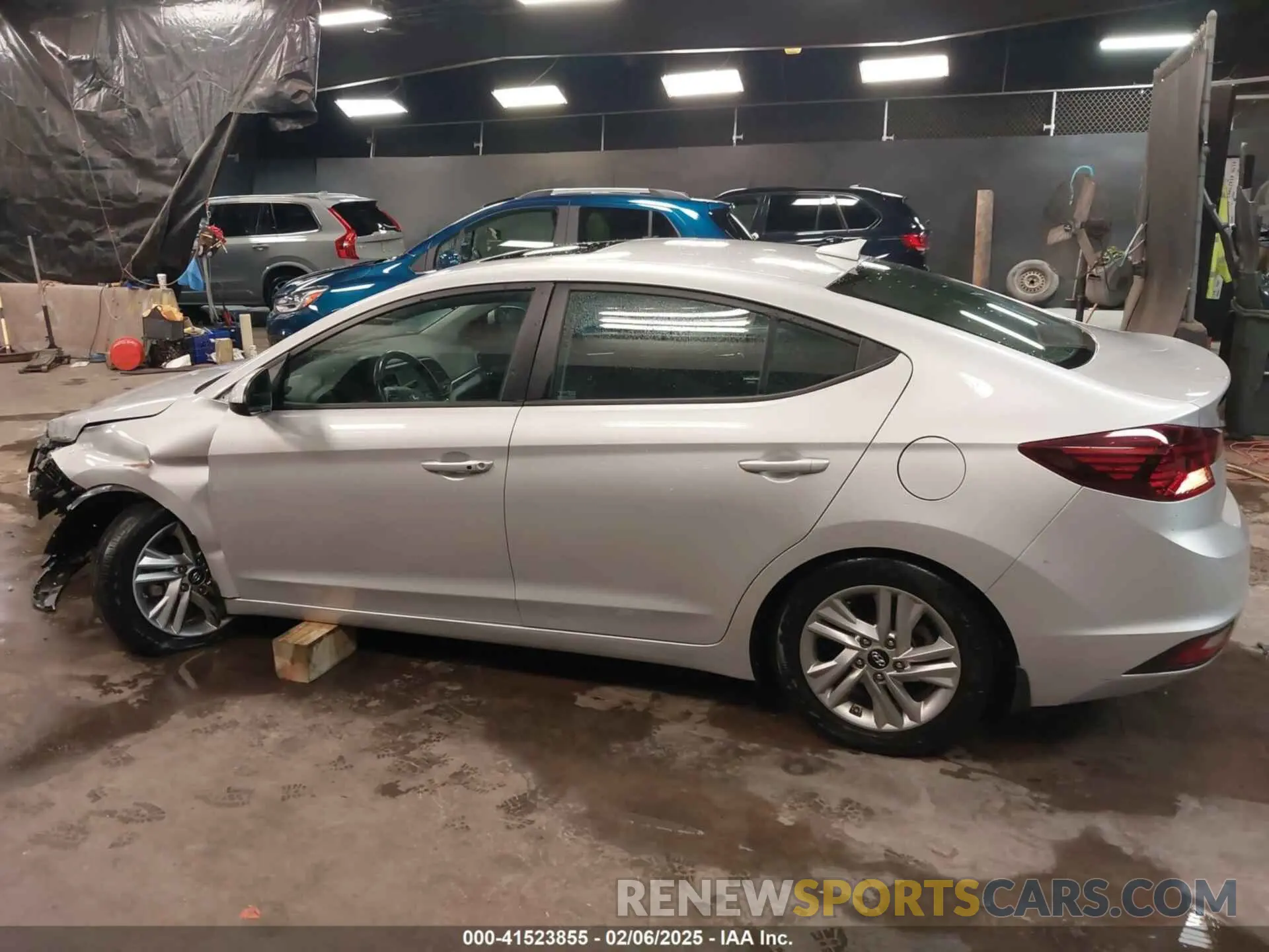 13 fotografías del automóvil dañado 5NPD84LFXLH537323 HYUNDAI ELANTRA 2020