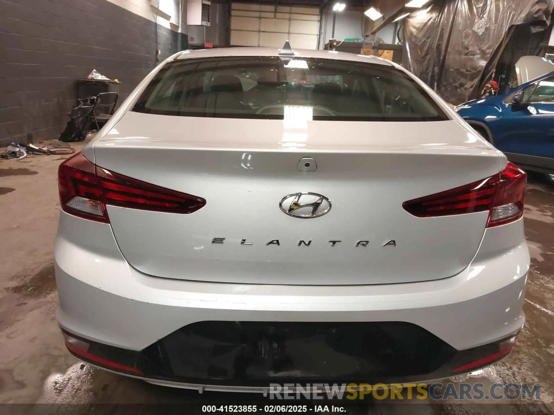 15 fotografías del automóvil dañado 5NPD84LFXLH537323 HYUNDAI ELANTRA 2020