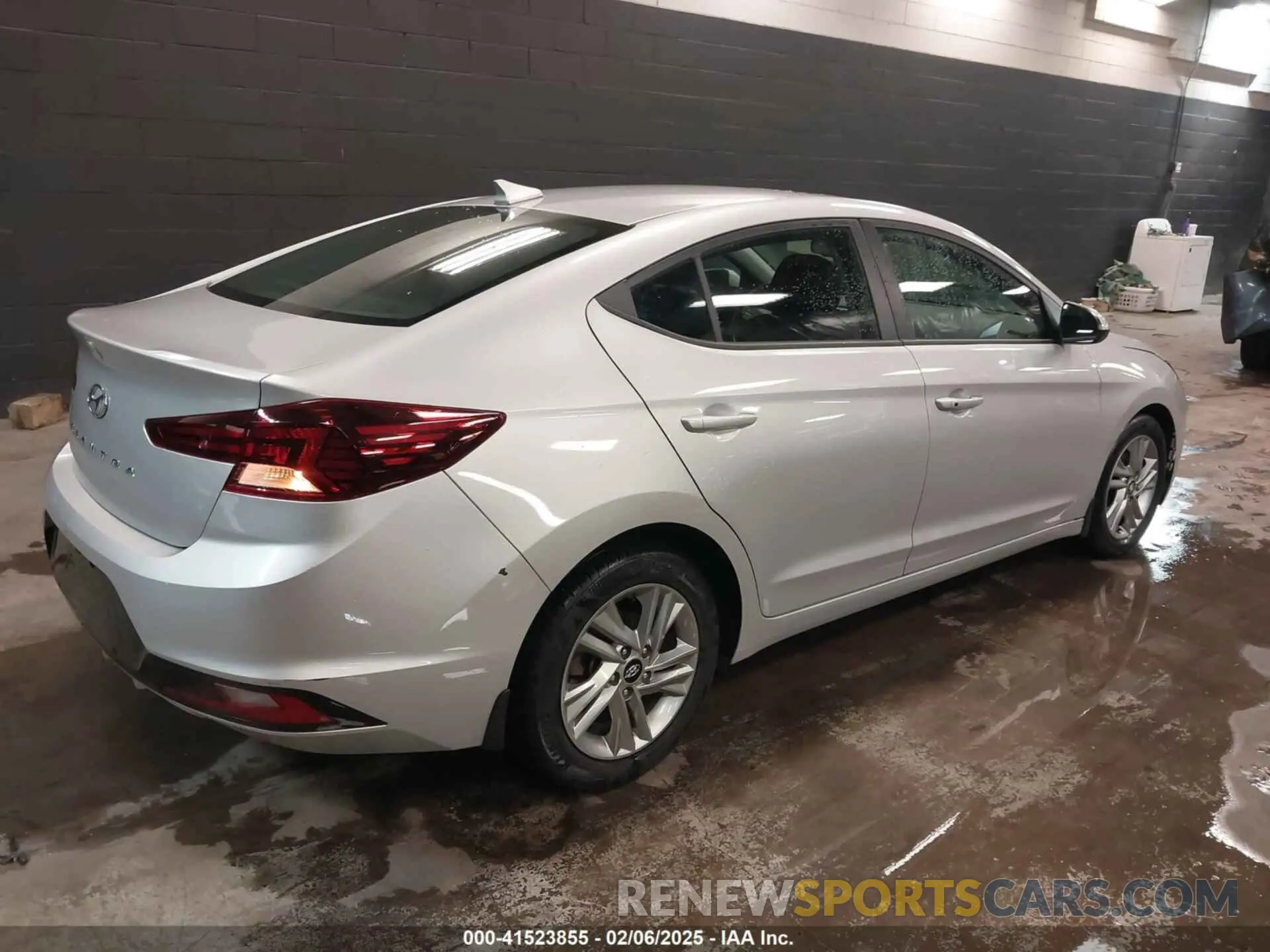 4 fotografías del automóvil dañado 5NPD84LFXLH537323 HYUNDAI ELANTRA 2020