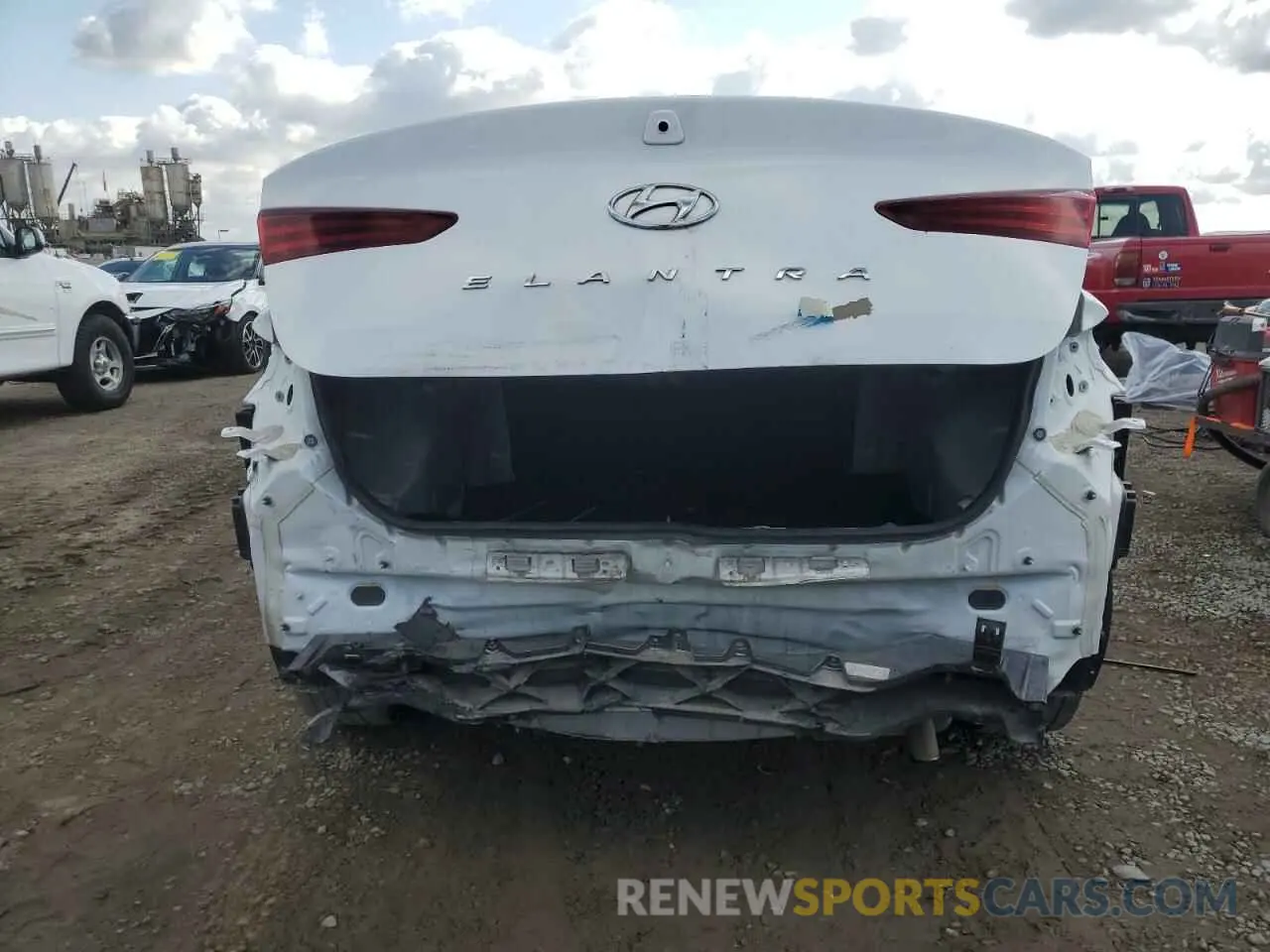 6 fotografías del automóvil dañado 5NPD84LFXLH538942 HYUNDAI ELANTRA 2020