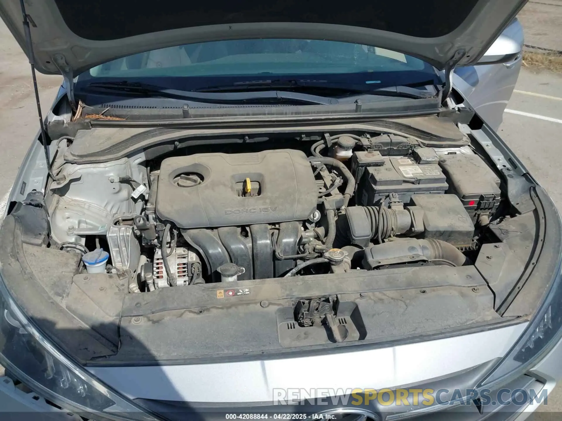 10 fotografías del automóvil dañado 5NPD84LFXLH551559 HYUNDAI ELANTRA 2020