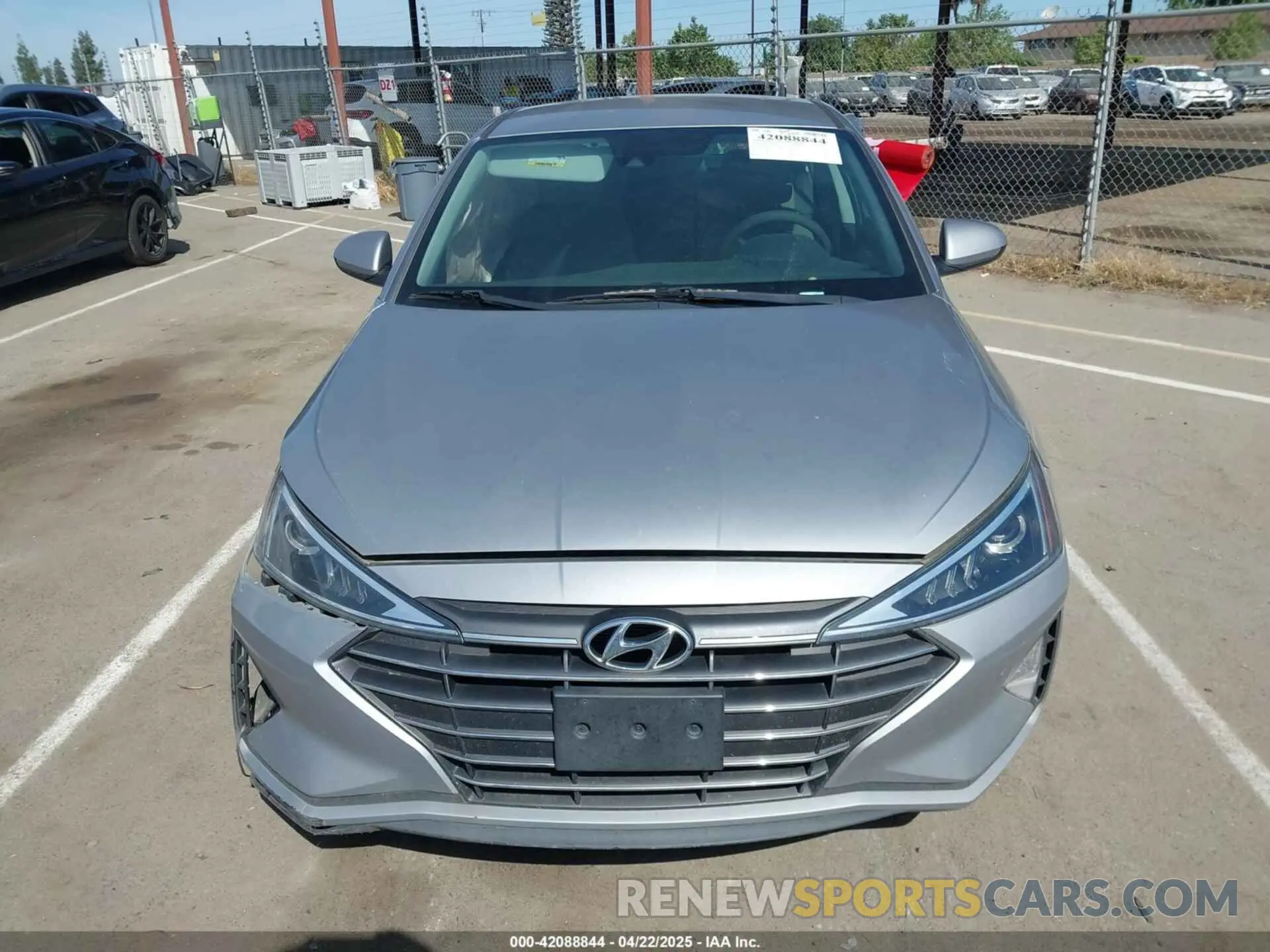 12 fotografías del automóvil dañado 5NPD84LFXLH551559 HYUNDAI ELANTRA 2020