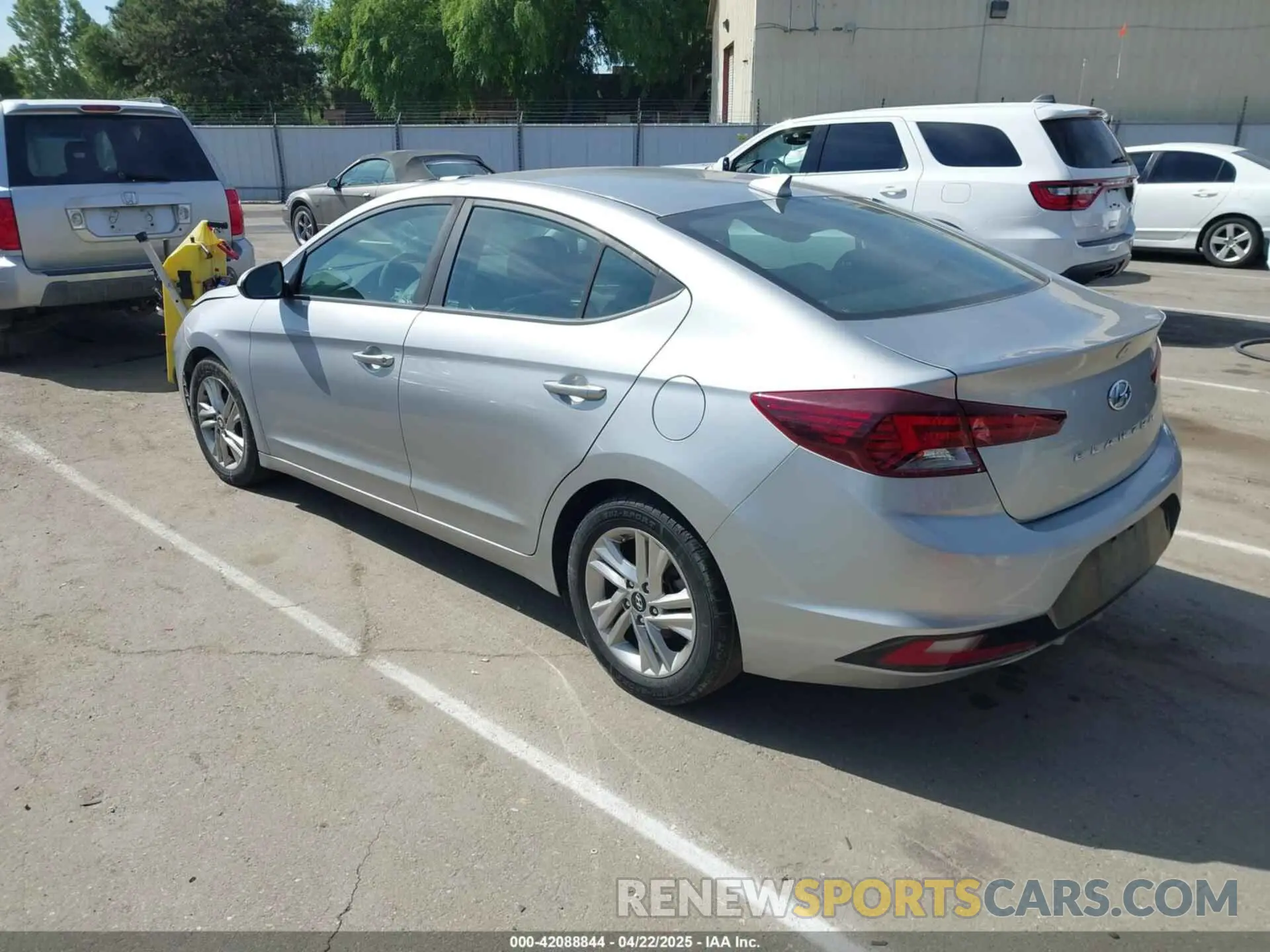 3 fotografías del automóvil dañado 5NPD84LFXLH551559 HYUNDAI ELANTRA 2020