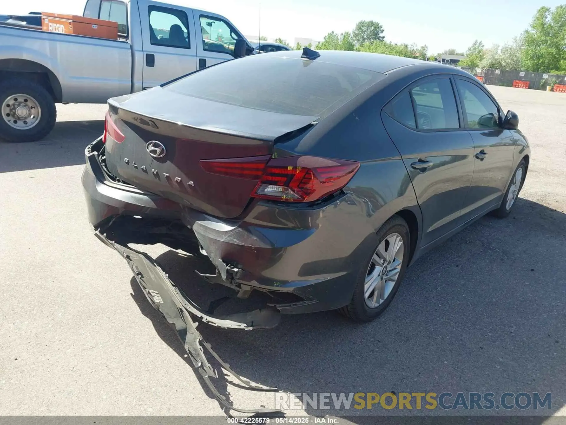 4 fotografías del automóvil dañado 5NPD84LFXLH561461 HYUNDAI ELANTRA 2020