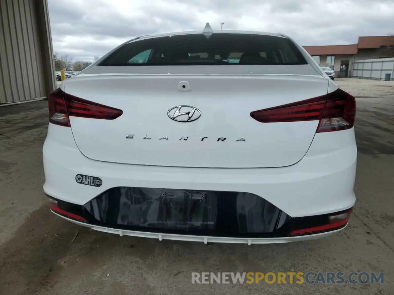 6 fotografías del automóvil dañado 5NPD84LFXLH562268 HYUNDAI ELANTRA 2020
