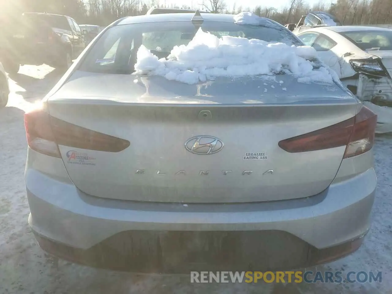 6 fotografías del automóvil dañado 5NPD84LFXLH569981 HYUNDAI ELANTRA 2020
