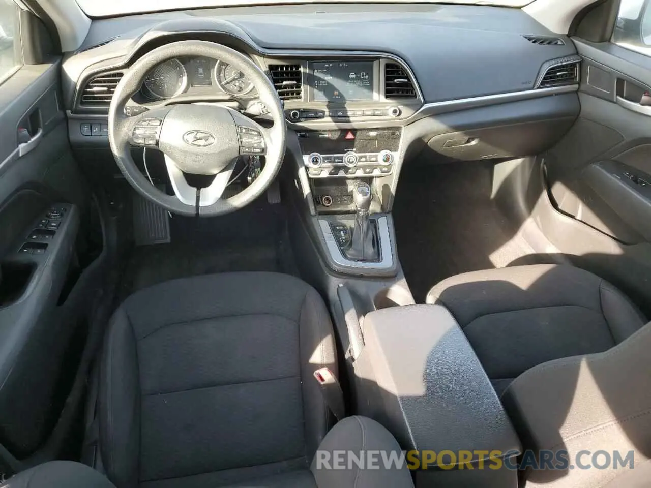 8 fotografías del automóvil dañado 5NPD84LFXLH577336 HYUNDAI ELANTRA 2020