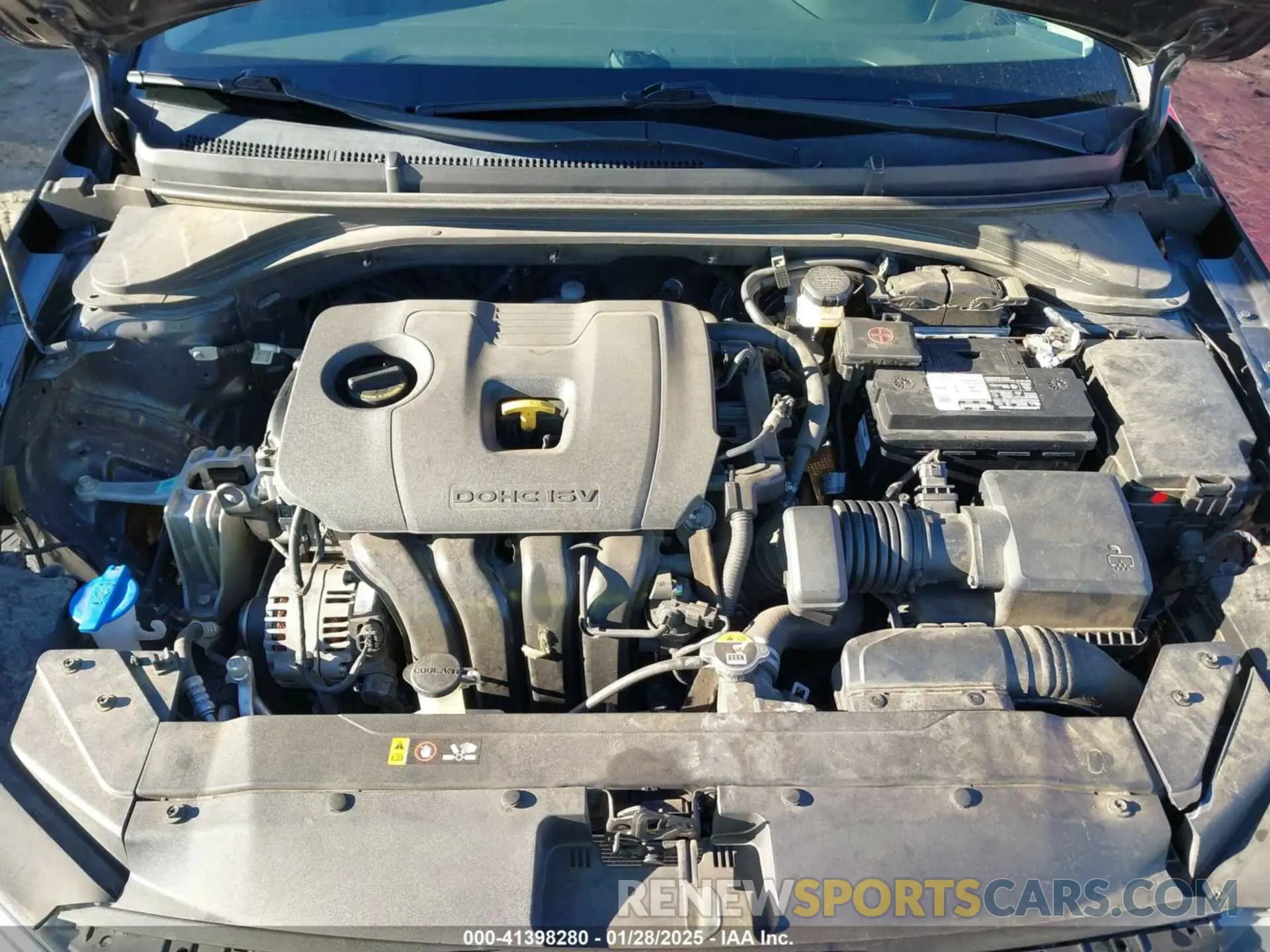 10 fotografías del automóvil dañado 5NPD84LFXLH582424 HYUNDAI ELANTRA 2020