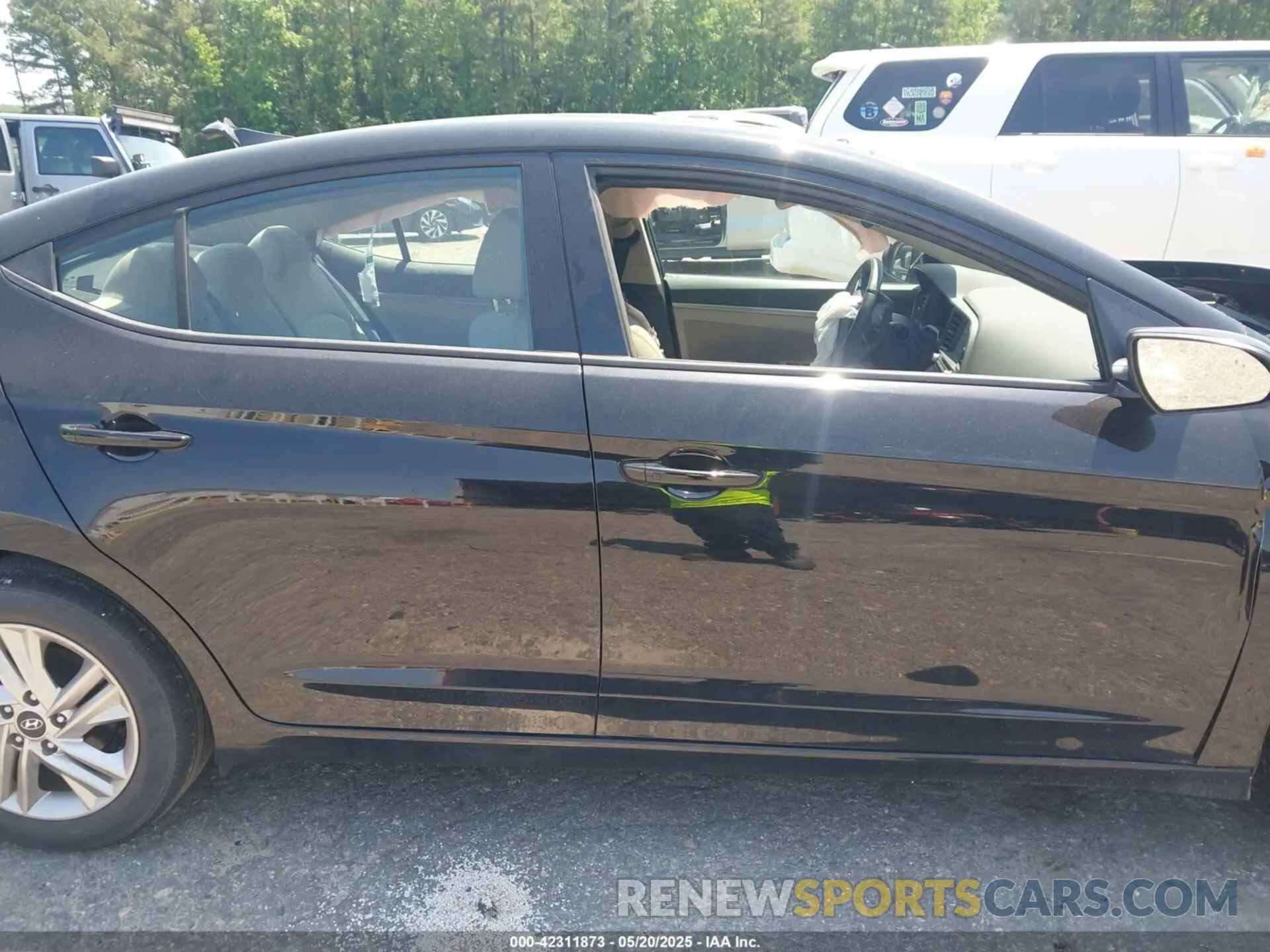 12 fotografías del automóvil dañado 5NPD84LFXLH603174 HYUNDAI ELANTRA 2020