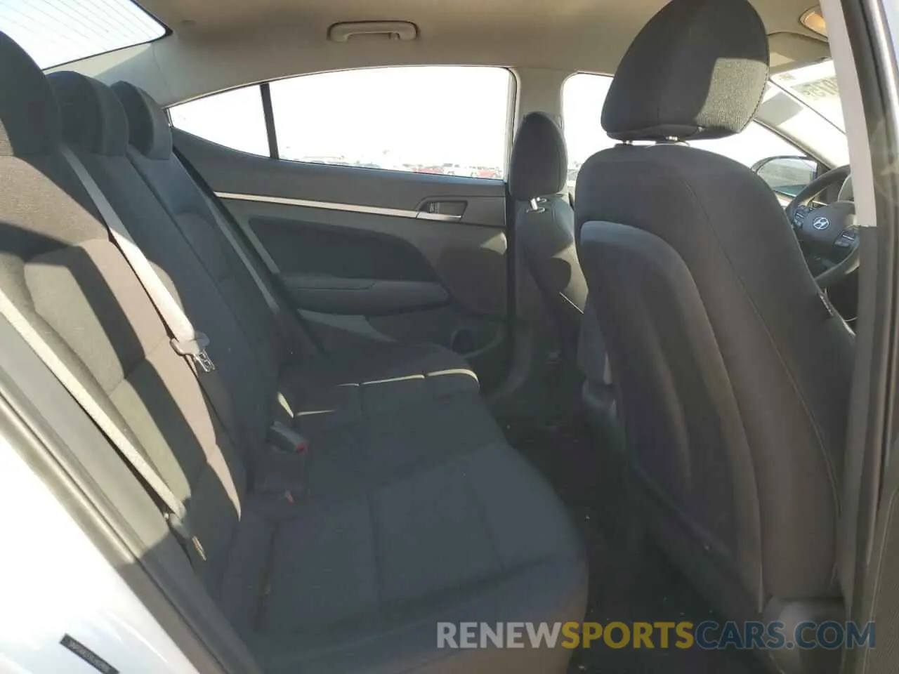 10 fotografías del automóvil dañado 5NPD84LFXLH629810 HYUNDAI ELANTRA 2020