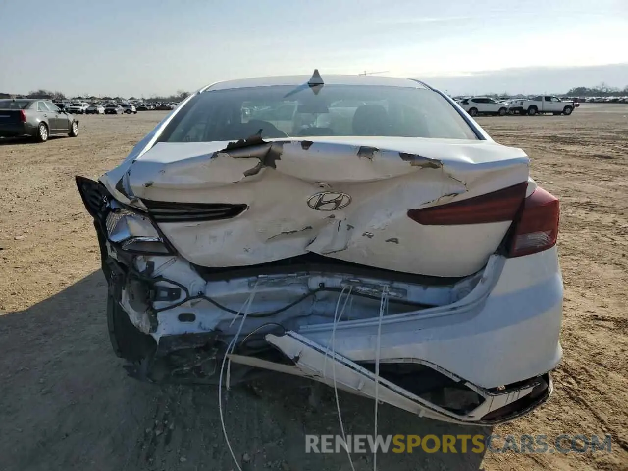 6 fotografías del automóvil dañado 5NPD84LFXLH629810 HYUNDAI ELANTRA 2020