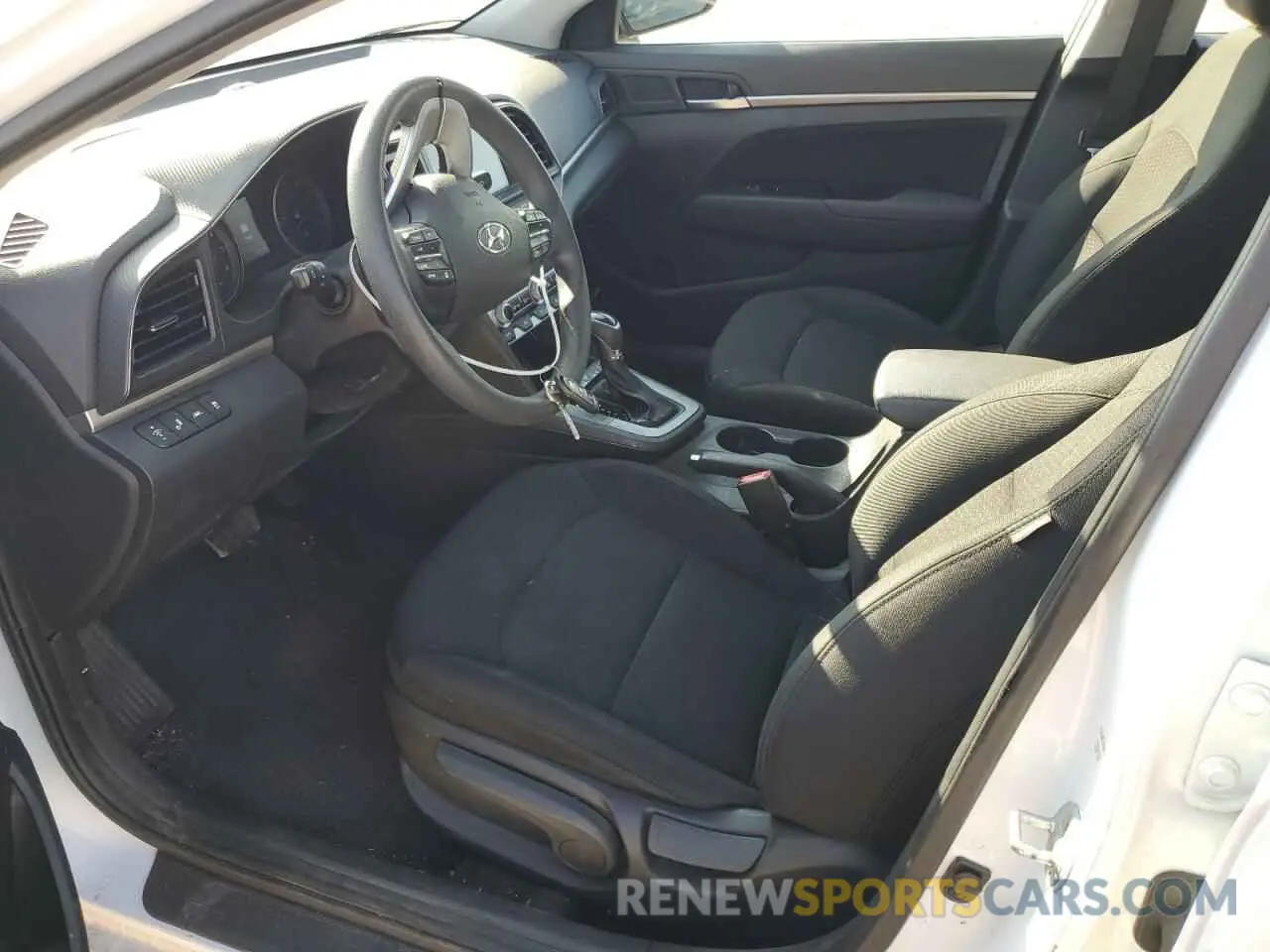 7 fotografías del automóvil dañado 5NPD84LFXLH629810 HYUNDAI ELANTRA 2020