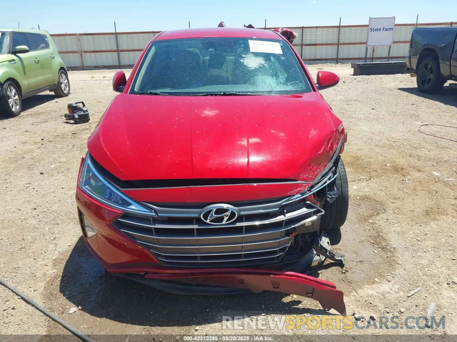 12 fotografías del automóvil dañado KMHD74LF0LU091896 HYUNDAI ELANTRA 2020