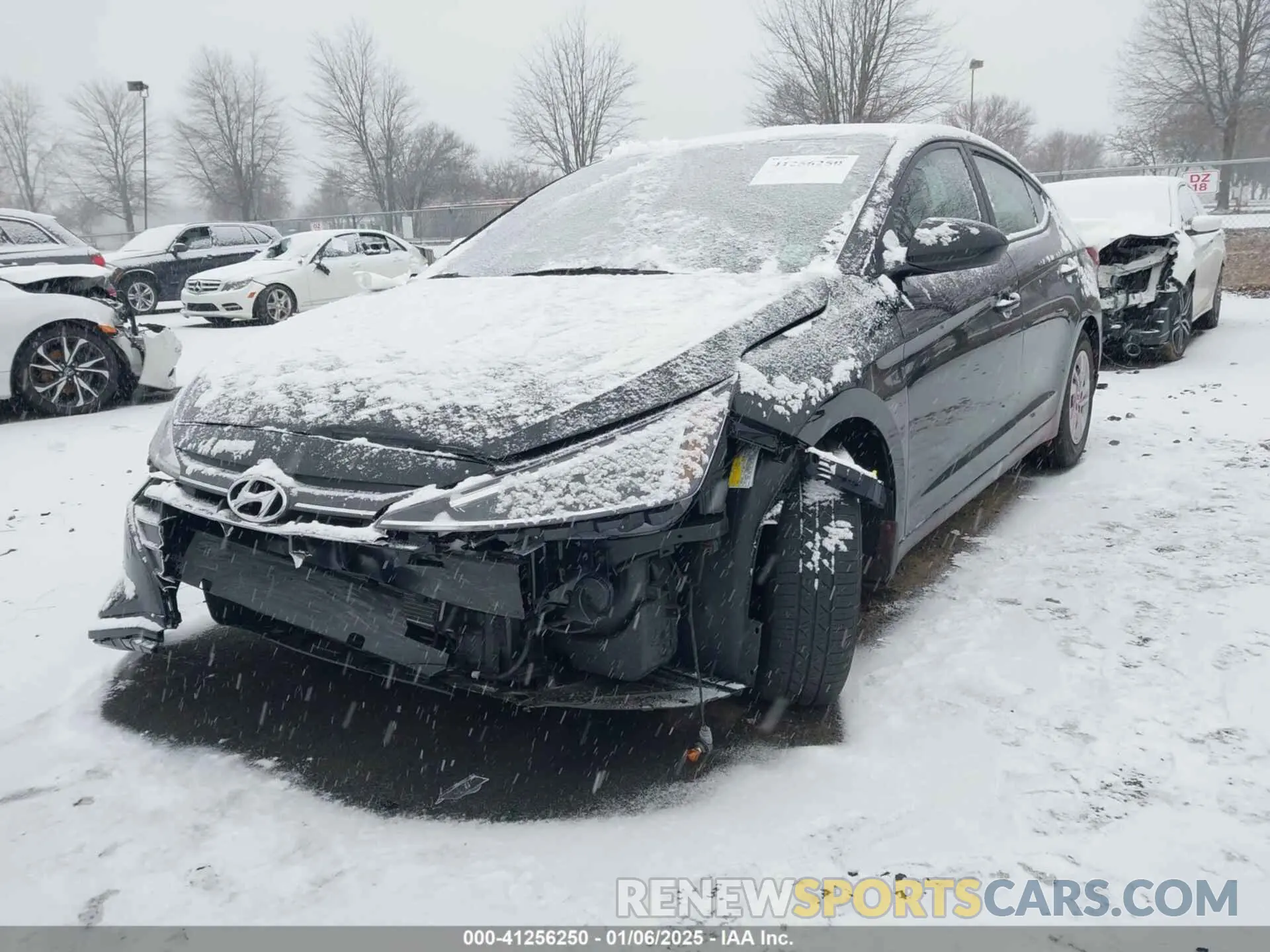 6 fotografías del automóvil dañado KMHD74LF1LU062892 HYUNDAI ELANTRA 2020