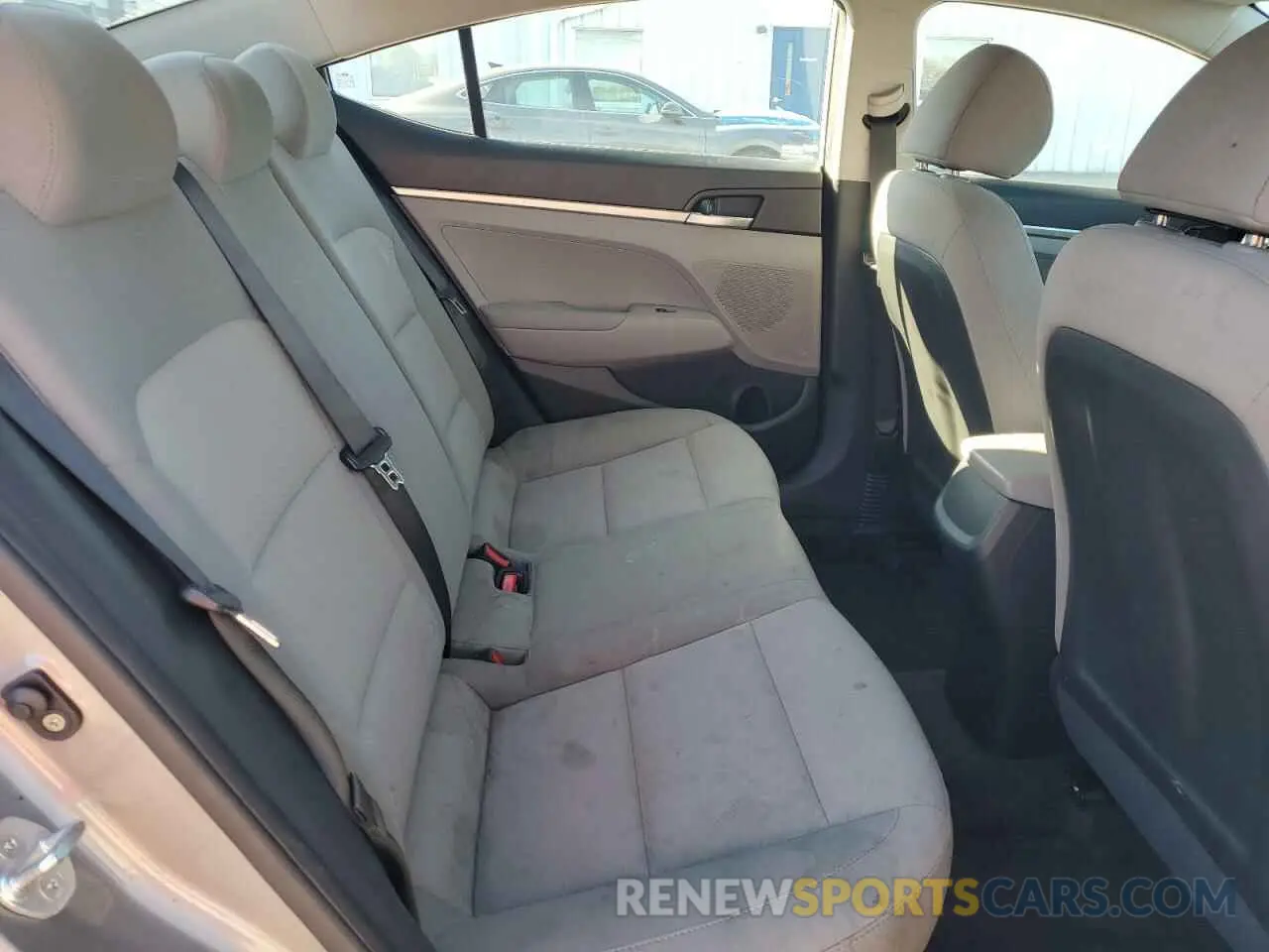 10 fotografías del automóvil dañado KMHD74LF1LU902654 HYUNDAI ELANTRA 2020