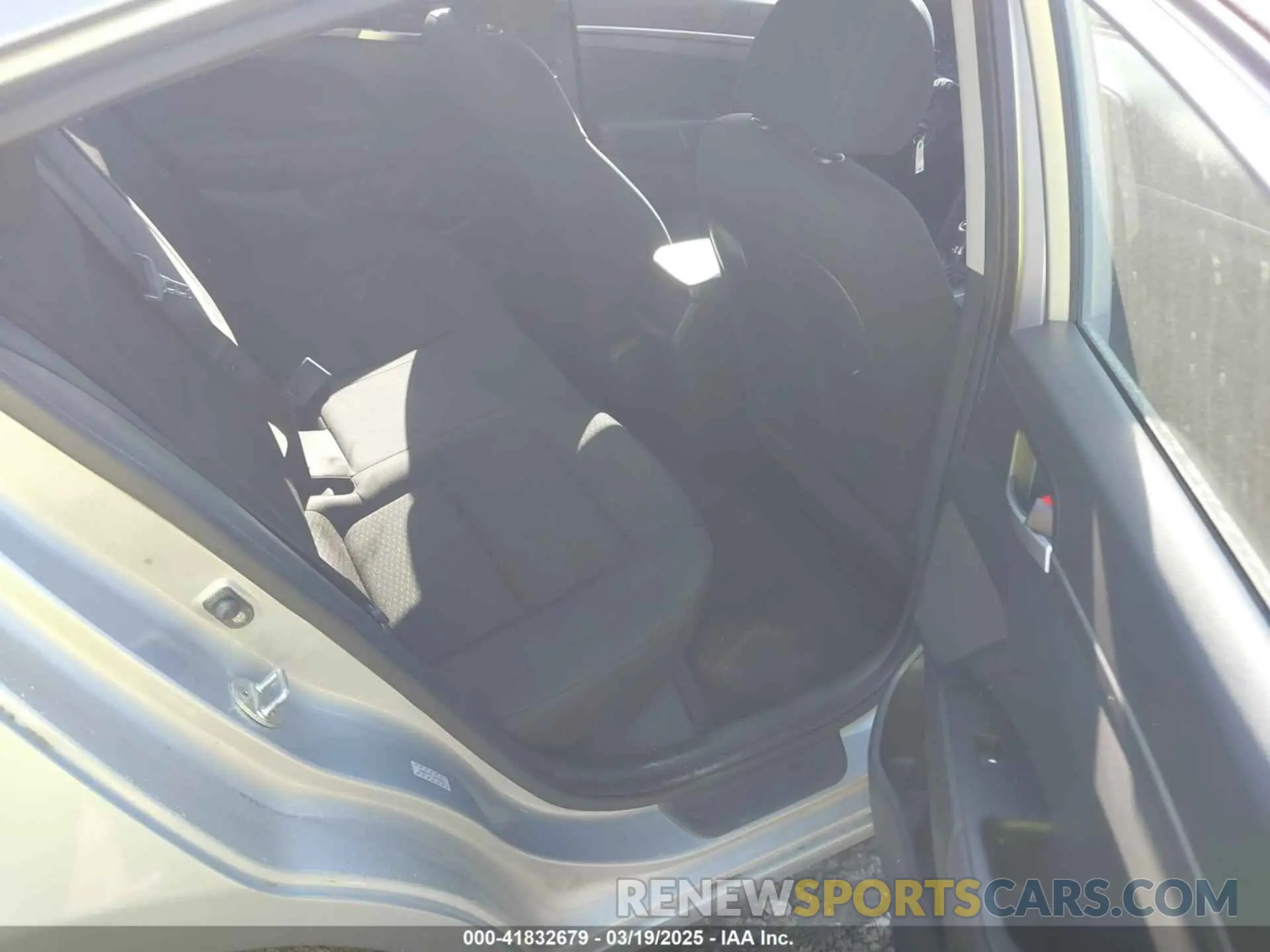 8 fotografías del automóvil dañado KMHD74LF1LU944323 HYUNDAI ELANTRA 2020