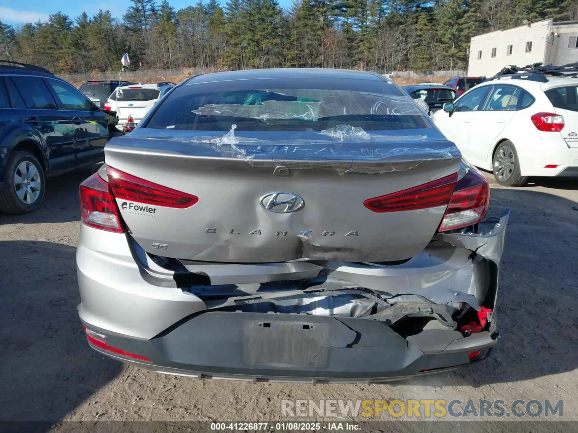 16 fotografías del automóvil dañado KMHD74LF4LU092744 HYUNDAI ELANTRA 2020