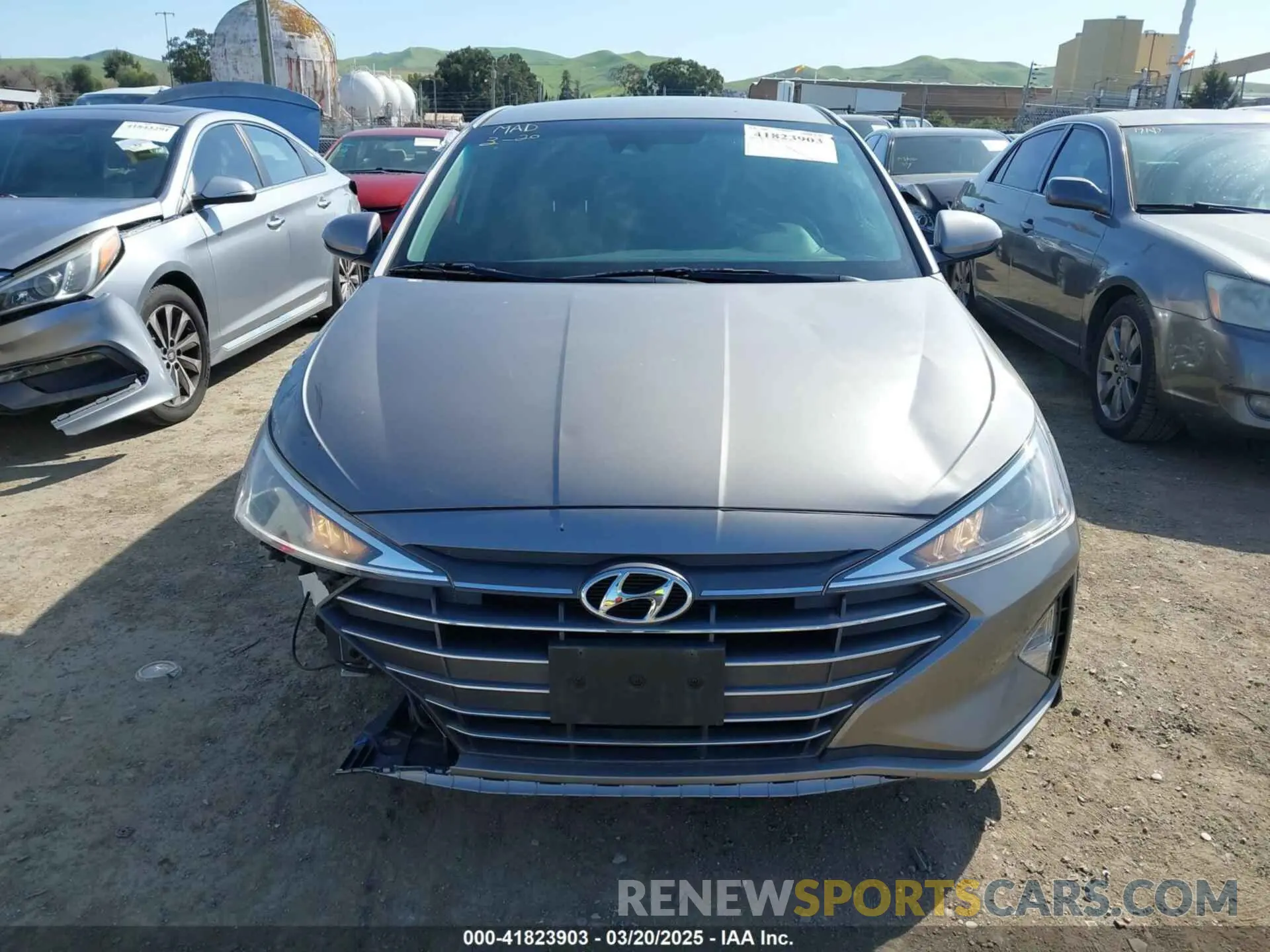 13 fotografías del automóvil dañado KMHD74LF4LU905869 HYUNDAI ELANTRA 2020