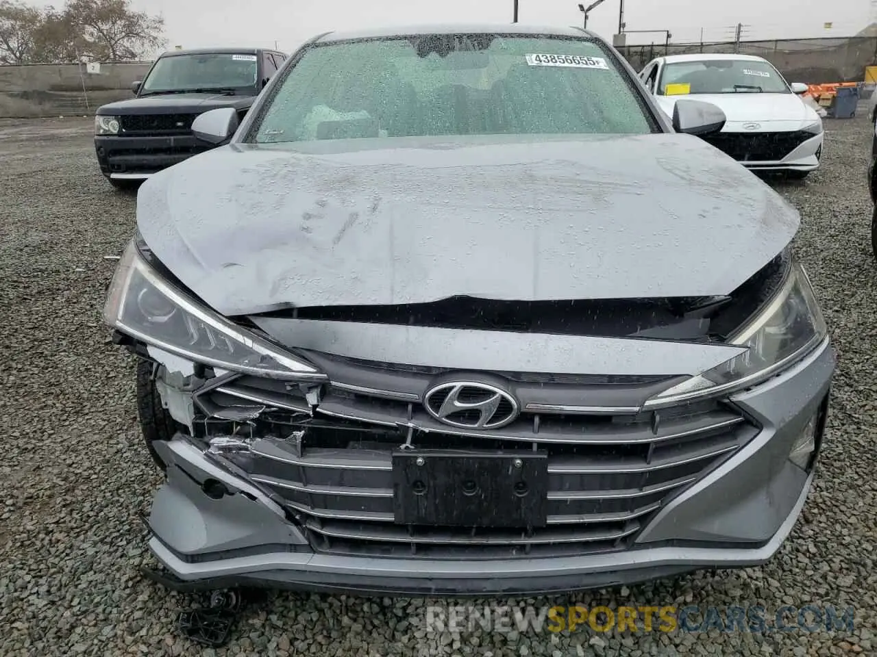 5 fotografías del automóvil dañado KMHD74LF4LU928438 HYUNDAI ELANTRA 2020