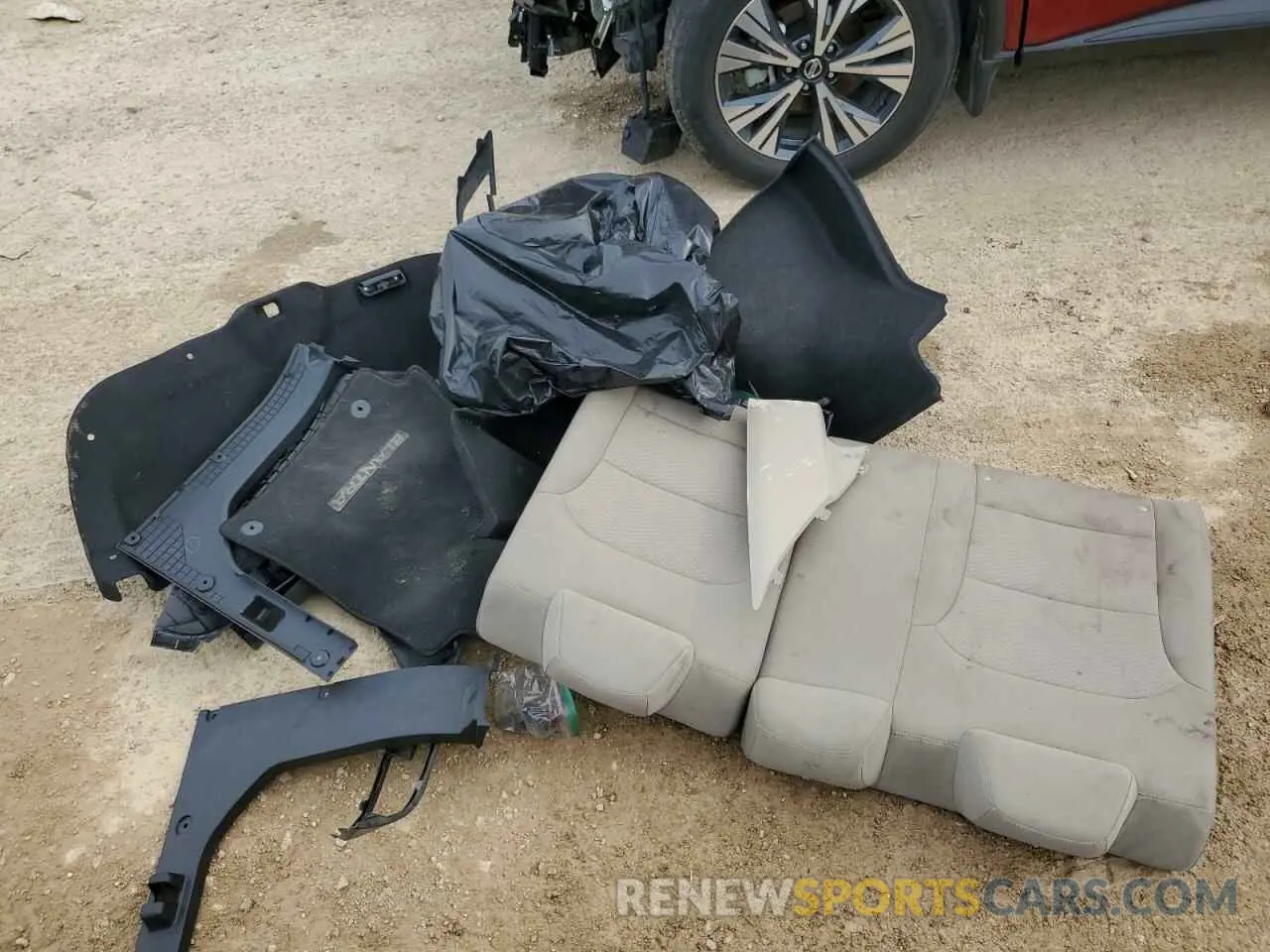 12 fotografías del automóvil dañado KMHD74LF4LU944140 HYUNDAI ELANTRA 2020