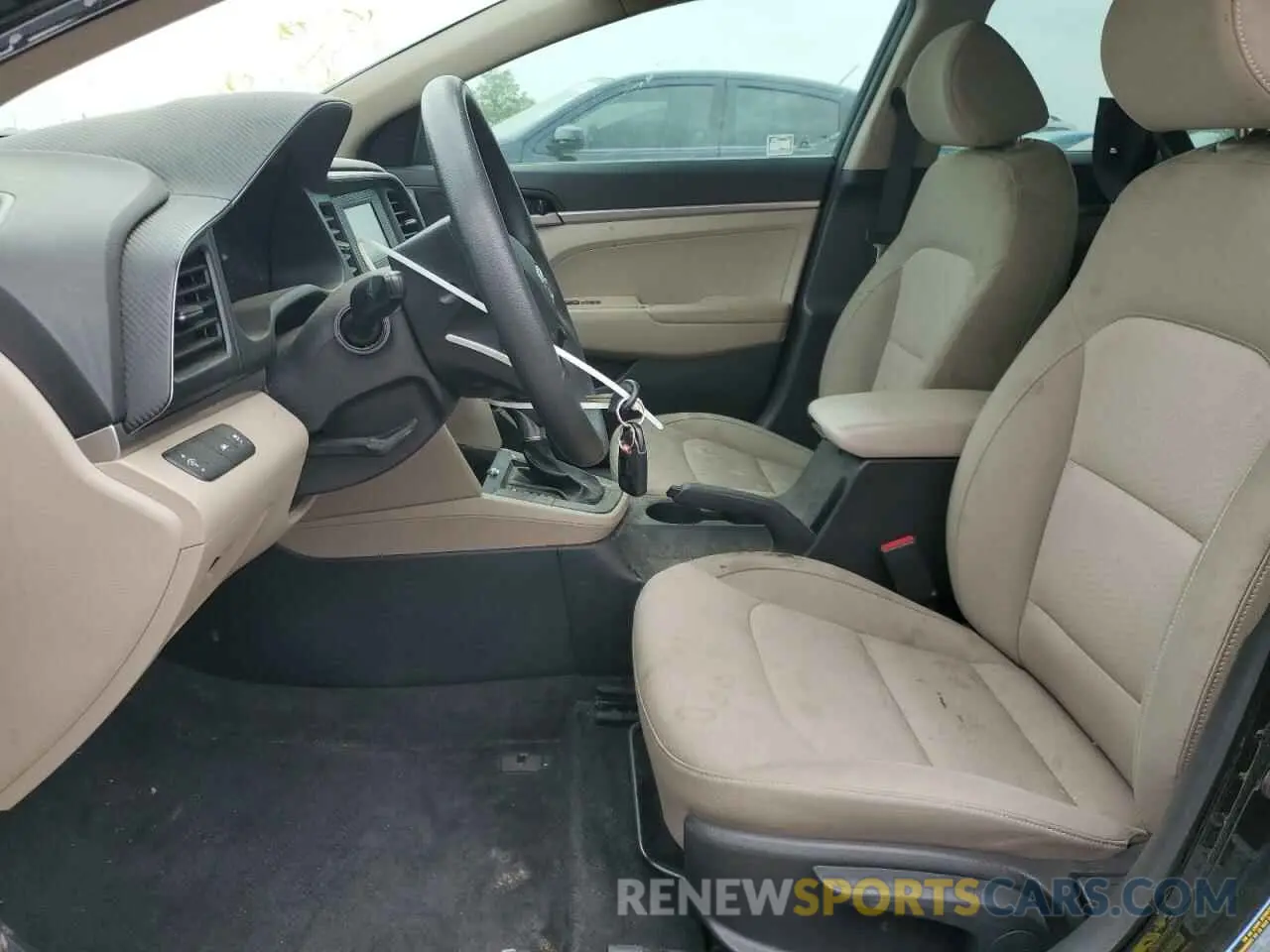 7 fotografías del automóvil dañado KMHD74LF4LU944140 HYUNDAI ELANTRA 2020