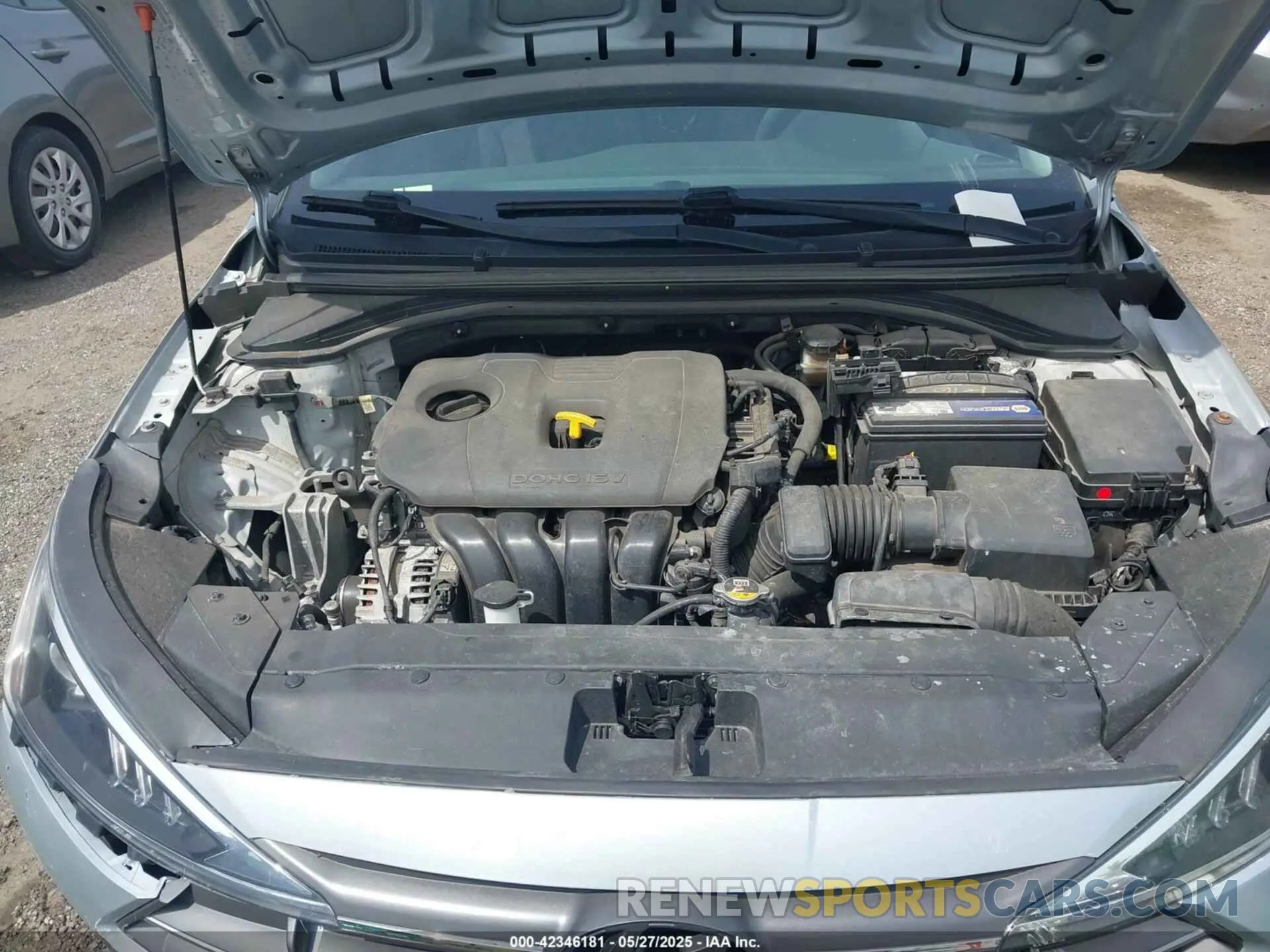 10 fotografías del automóvil dañado KMHD74LF5LU927590 HYUNDAI ELANTRA 2020