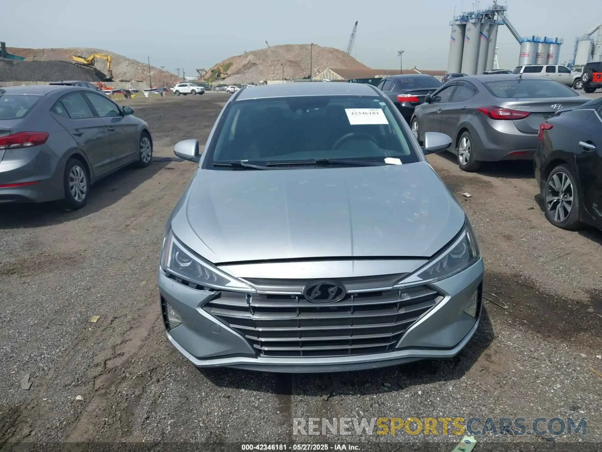 12 fotografías del automóvil dañado KMHD74LF5LU927590 HYUNDAI ELANTRA 2020