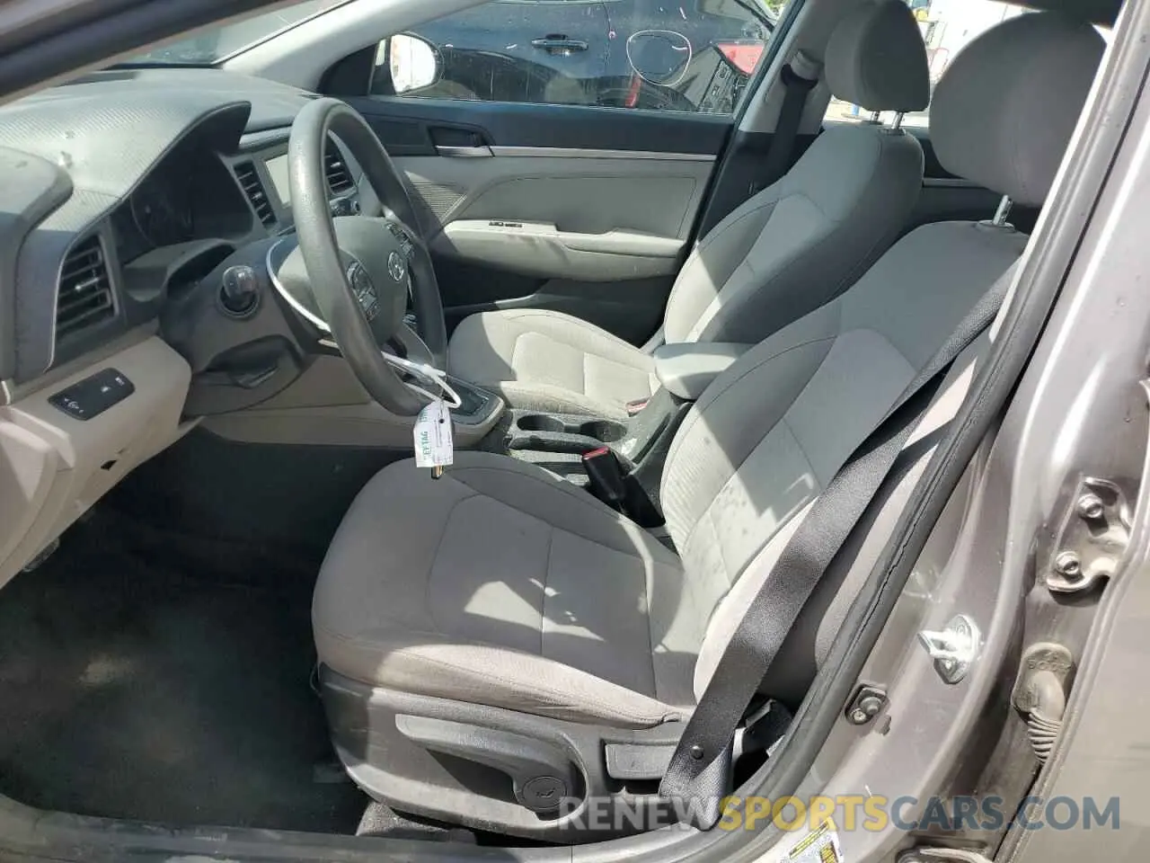 7 fotografías del automóvil dañado KMHD74LF6LU943894 HYUNDAI ELANTRA 2020