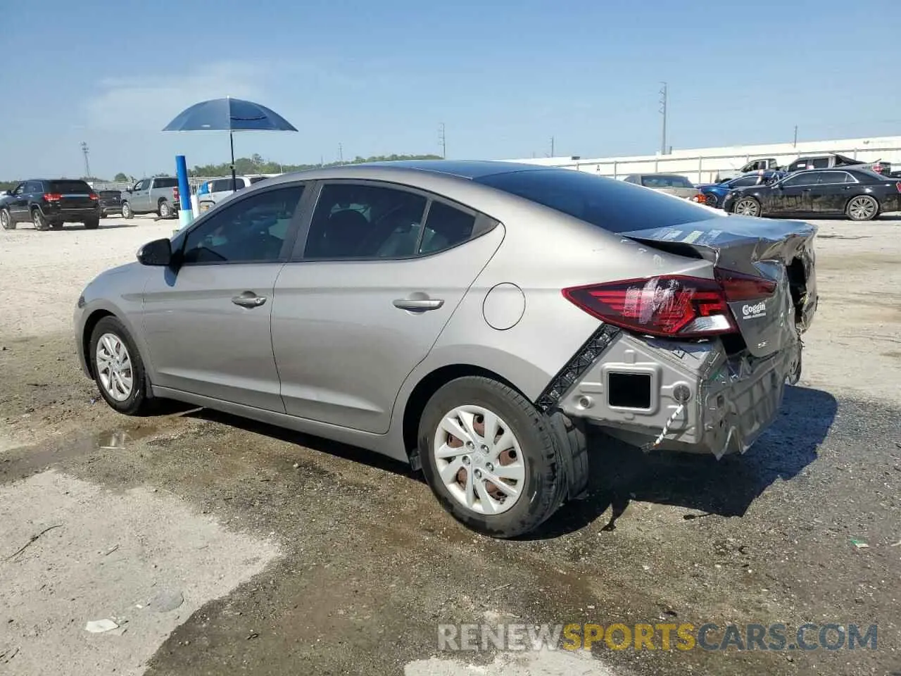 2 fotografías del automóvil dañado KMHD74LF7LU105423 HYUNDAI ELANTRA 2020