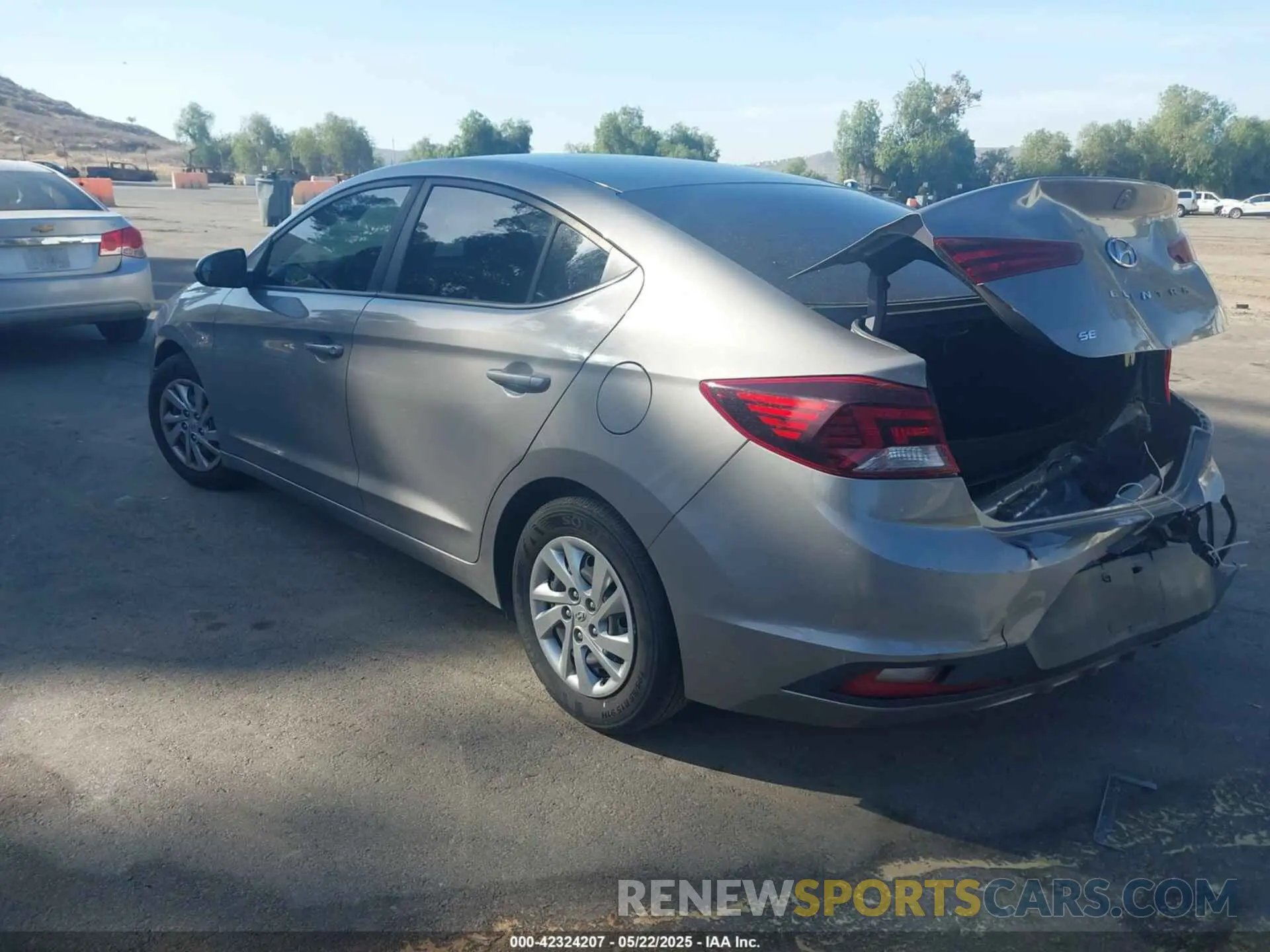 3 fotografías del automóvil dañado KMHD74LF8LU948224 HYUNDAI ELANTRA 2020