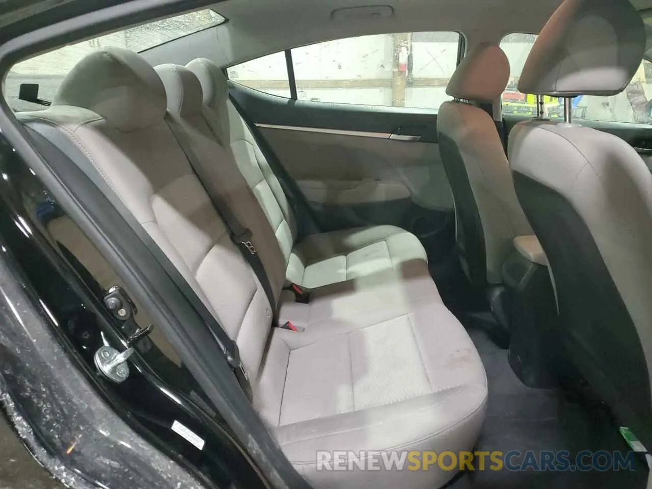 11 fotografías del automóvil dañado KMHD74LF8LU956050 HYUNDAI ELANTRA 2020