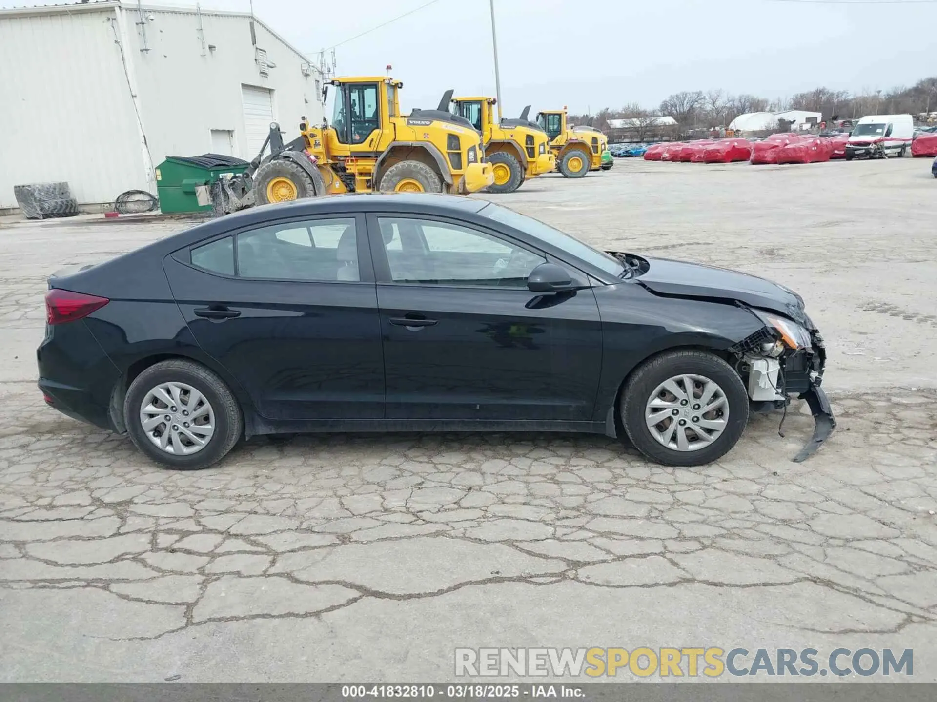 13 fotografías del automóvil dañado KMHD74LF9LU081030 HYUNDAI ELANTRA 2020