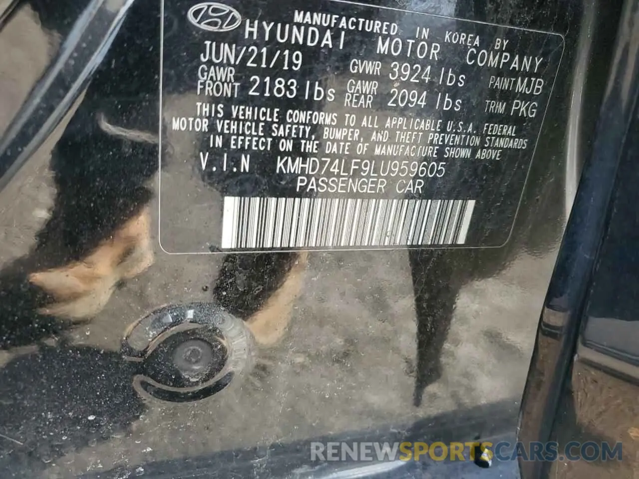 12 fotografías del automóvil dañado KMHD74LF9LU959605 HYUNDAI ELANTRA 2020