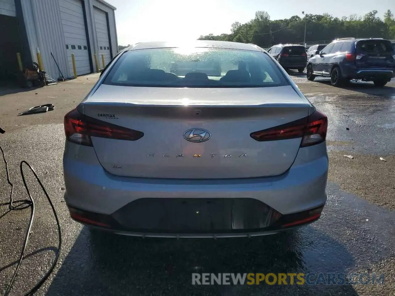 6 fotografías del automóvil dañado KMHD74LFXLU940318 HYUNDAI ELANTRA 2020