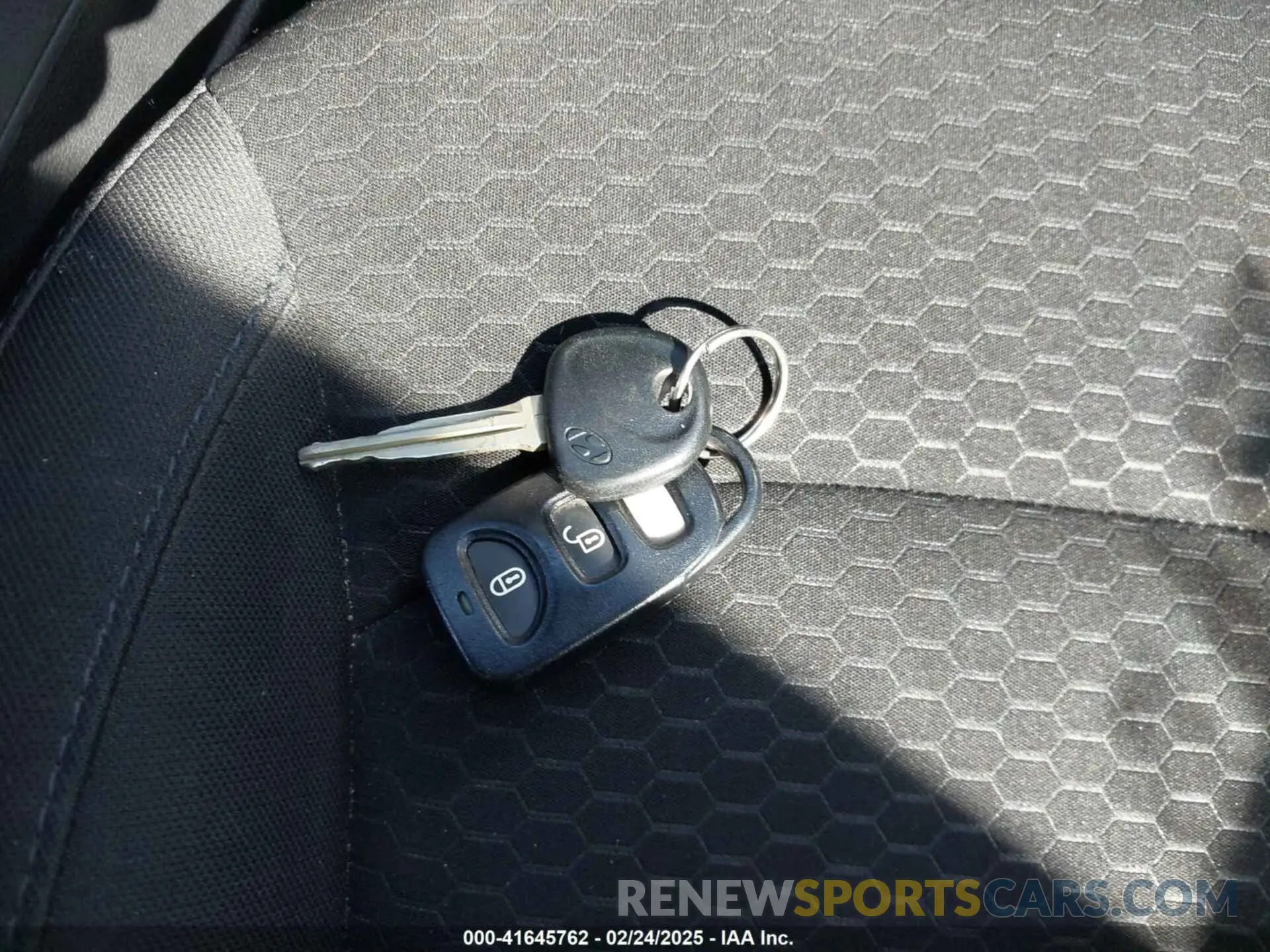 11 fotografías del automóvil dañado KMHD84LF0LU927820 HYUNDAI ELANTRA 2020