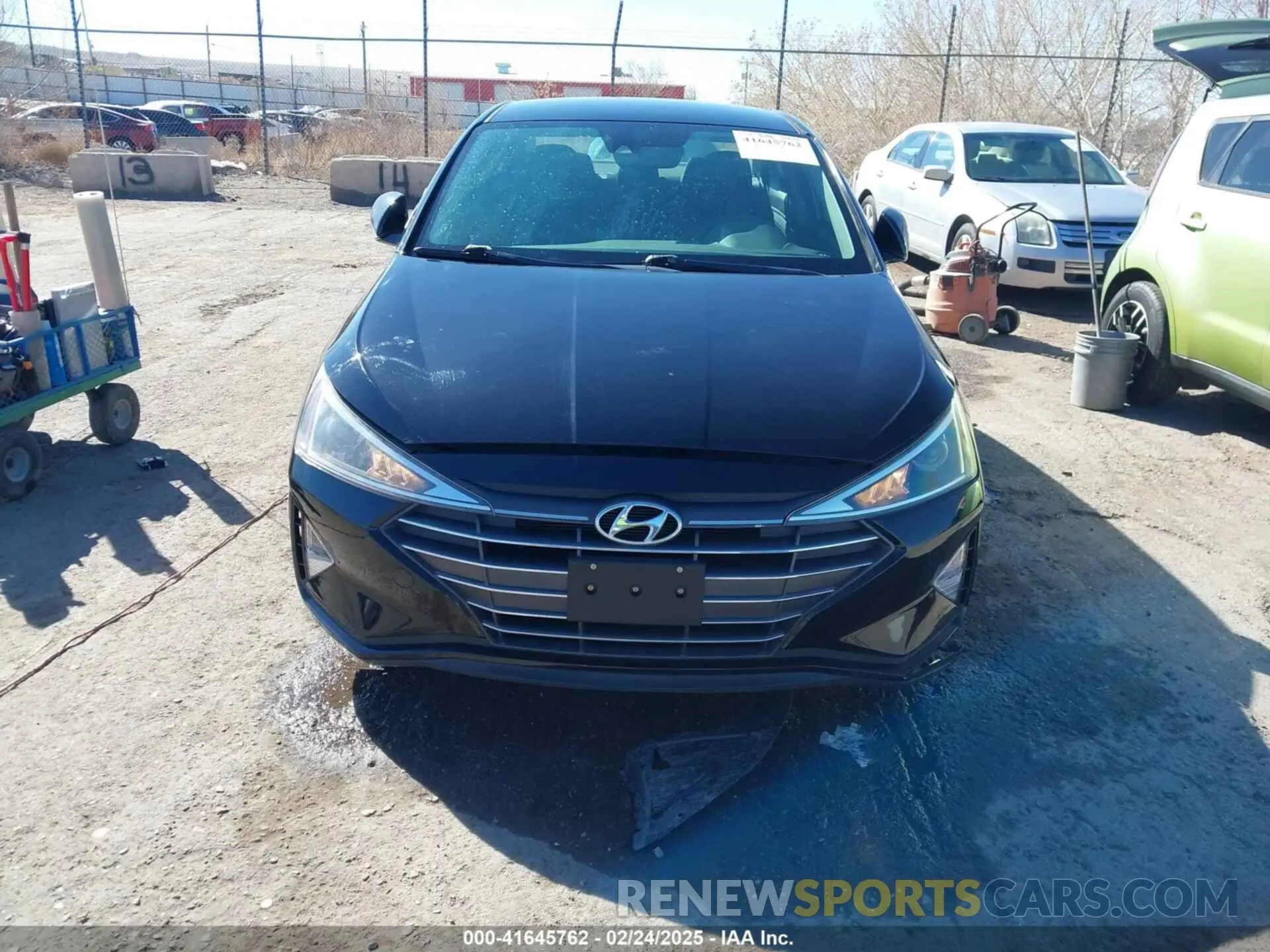 12 fotografías del automóvil dañado KMHD84LF0LU927820 HYUNDAI ELANTRA 2020