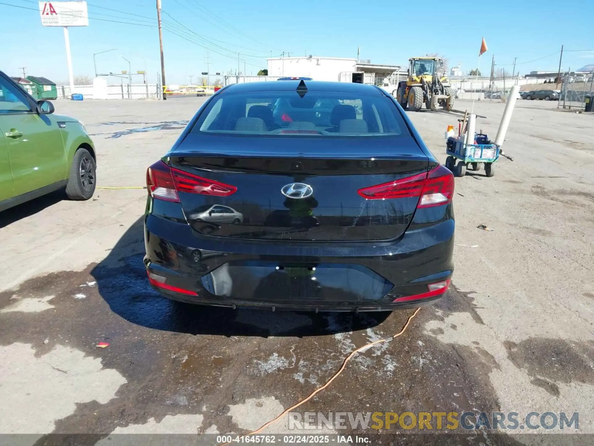 16 fotografías del automóvil dañado KMHD84LF0LU927820 HYUNDAI ELANTRA 2020