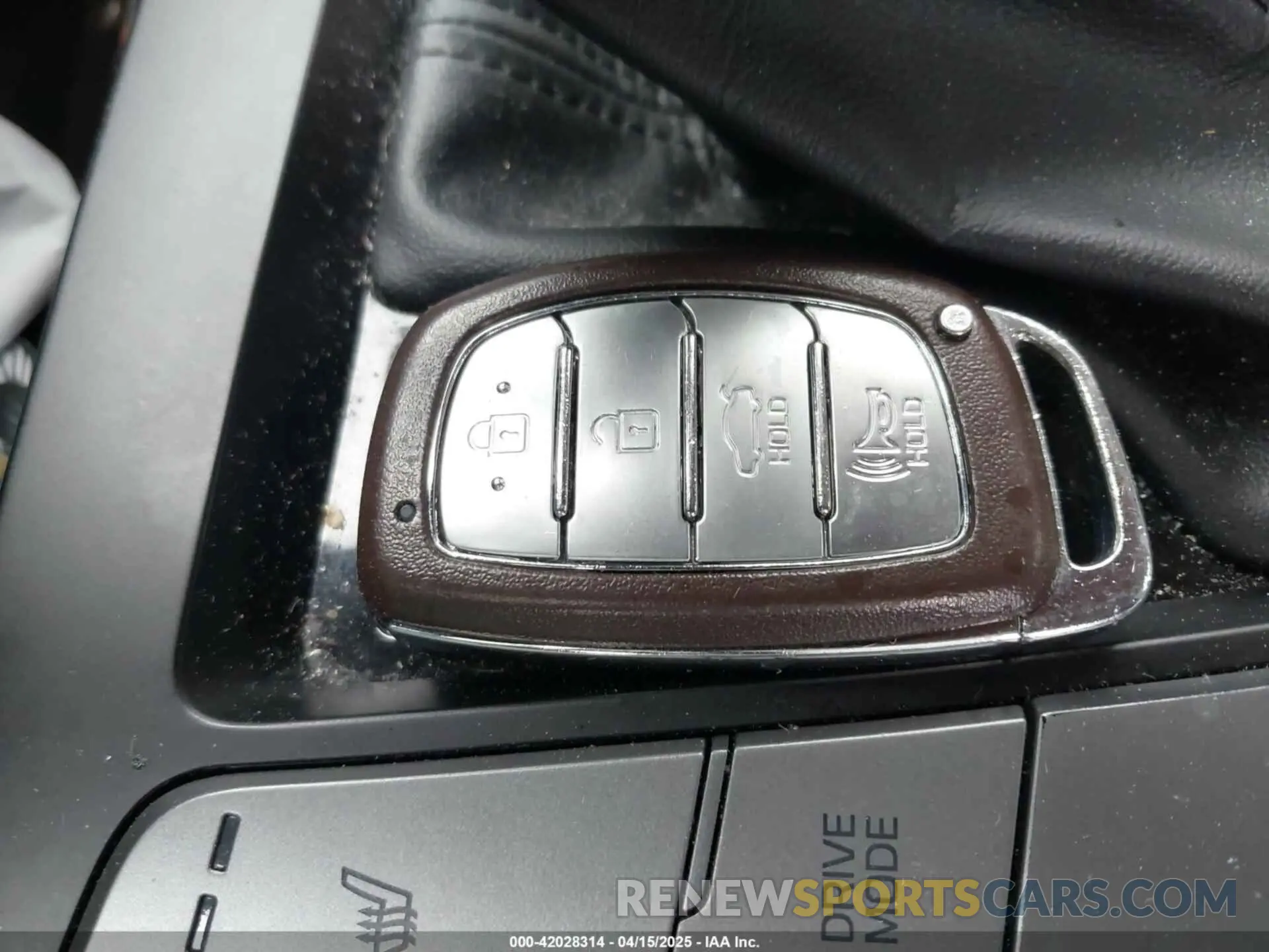 11 fotografías del automóvil dañado KMHD84LF2LU057469 HYUNDAI ELANTRA 2020