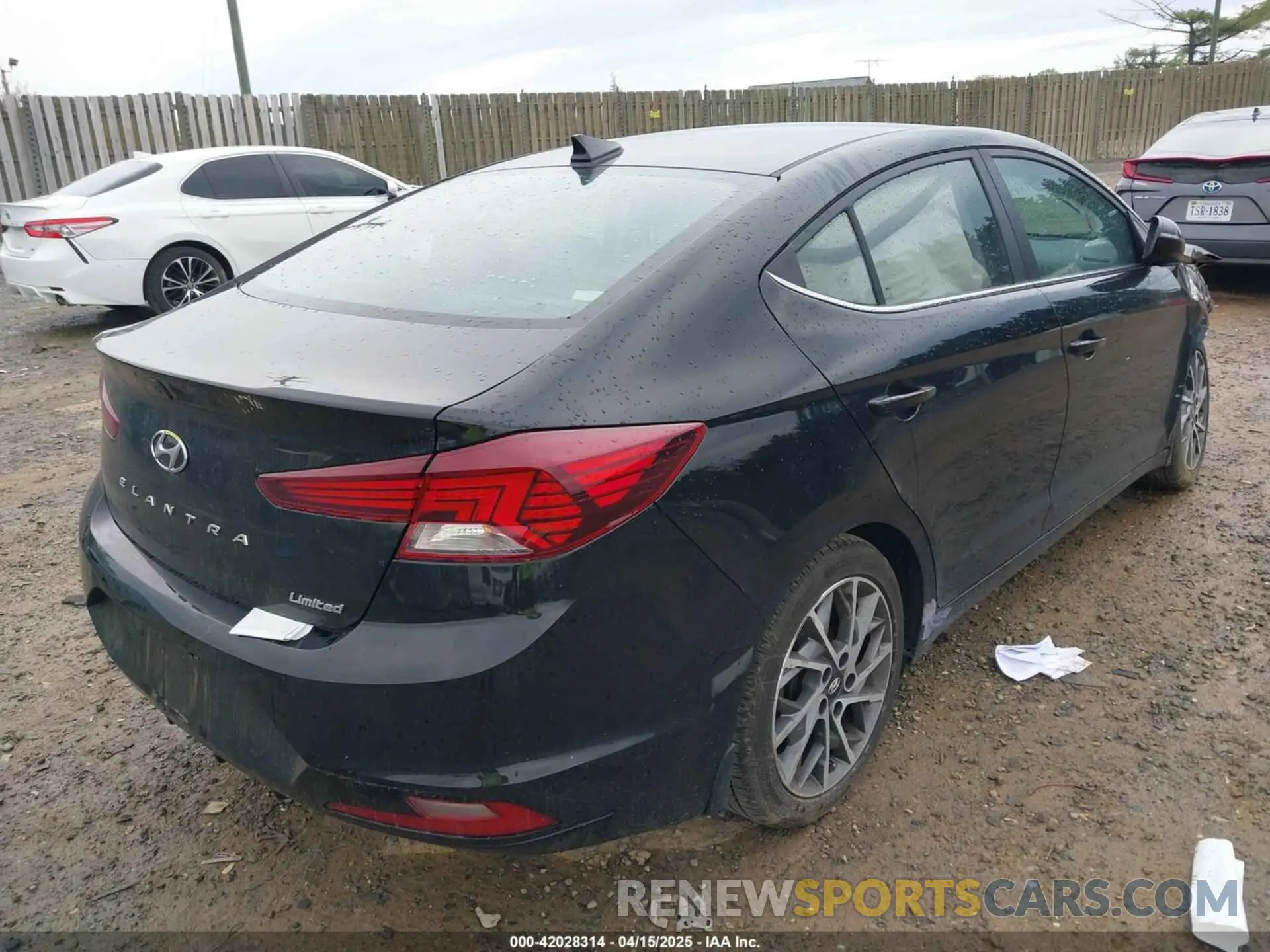 4 fotografías del automóvil dañado KMHD84LF2LU057469 HYUNDAI ELANTRA 2020