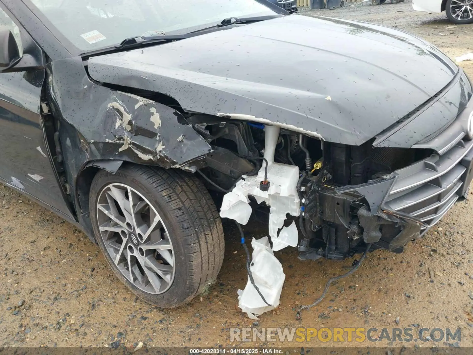 6 fotografías del automóvil dañado KMHD84LF2LU057469 HYUNDAI ELANTRA 2020