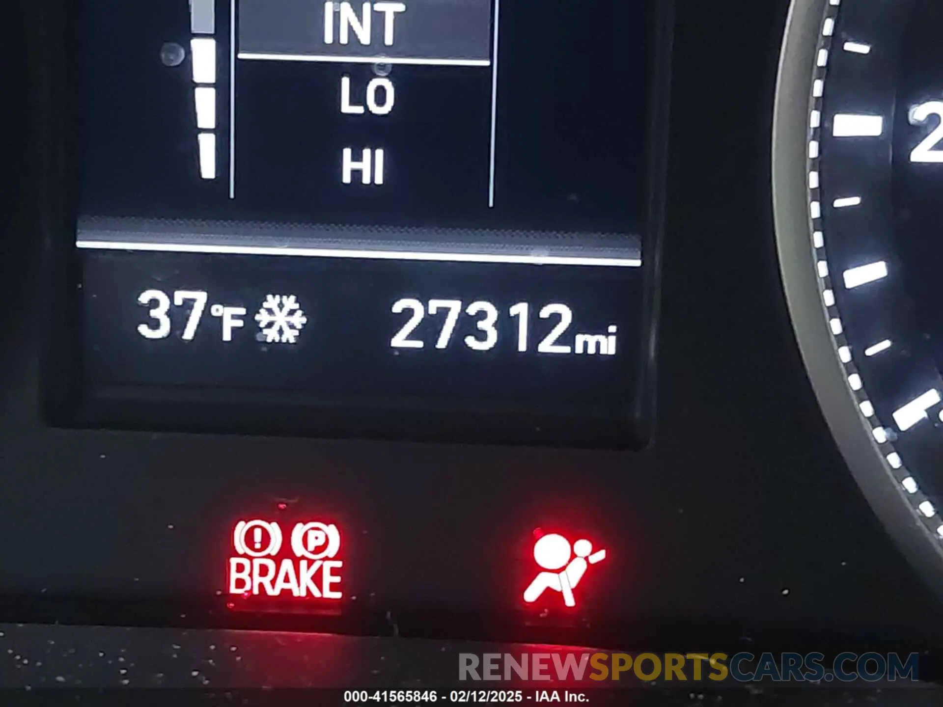 15 fotografías del automóvil dañado KMHD84LF2LU080881 HYUNDAI ELANTRA 2020