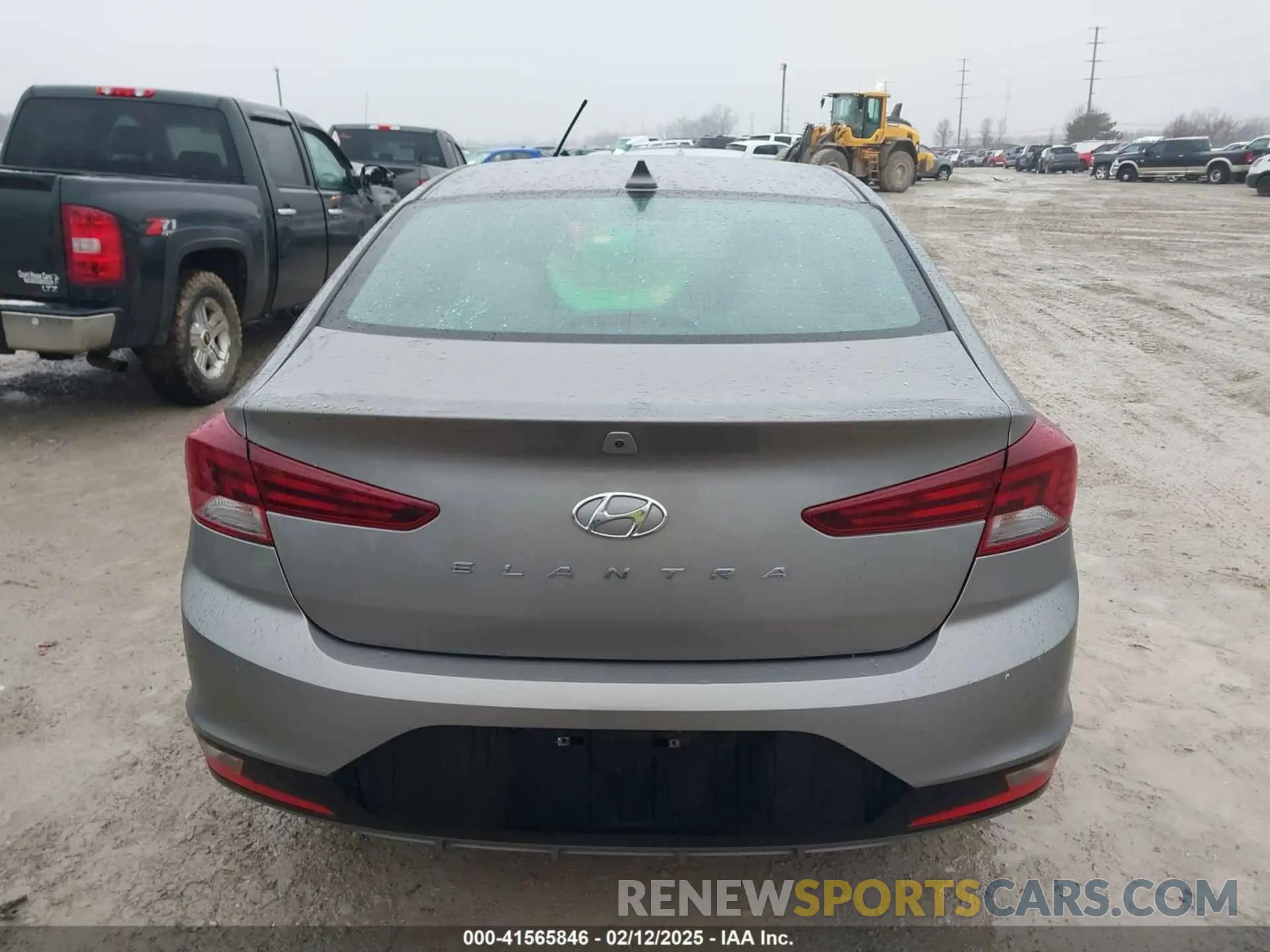 16 fotografías del automóvil dañado KMHD84LF2LU080881 HYUNDAI ELANTRA 2020