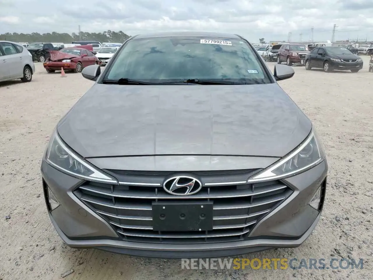 5 fotografías del automóvil dañado KMHD84LF2LU941556 HYUNDAI ELANTRA 2020