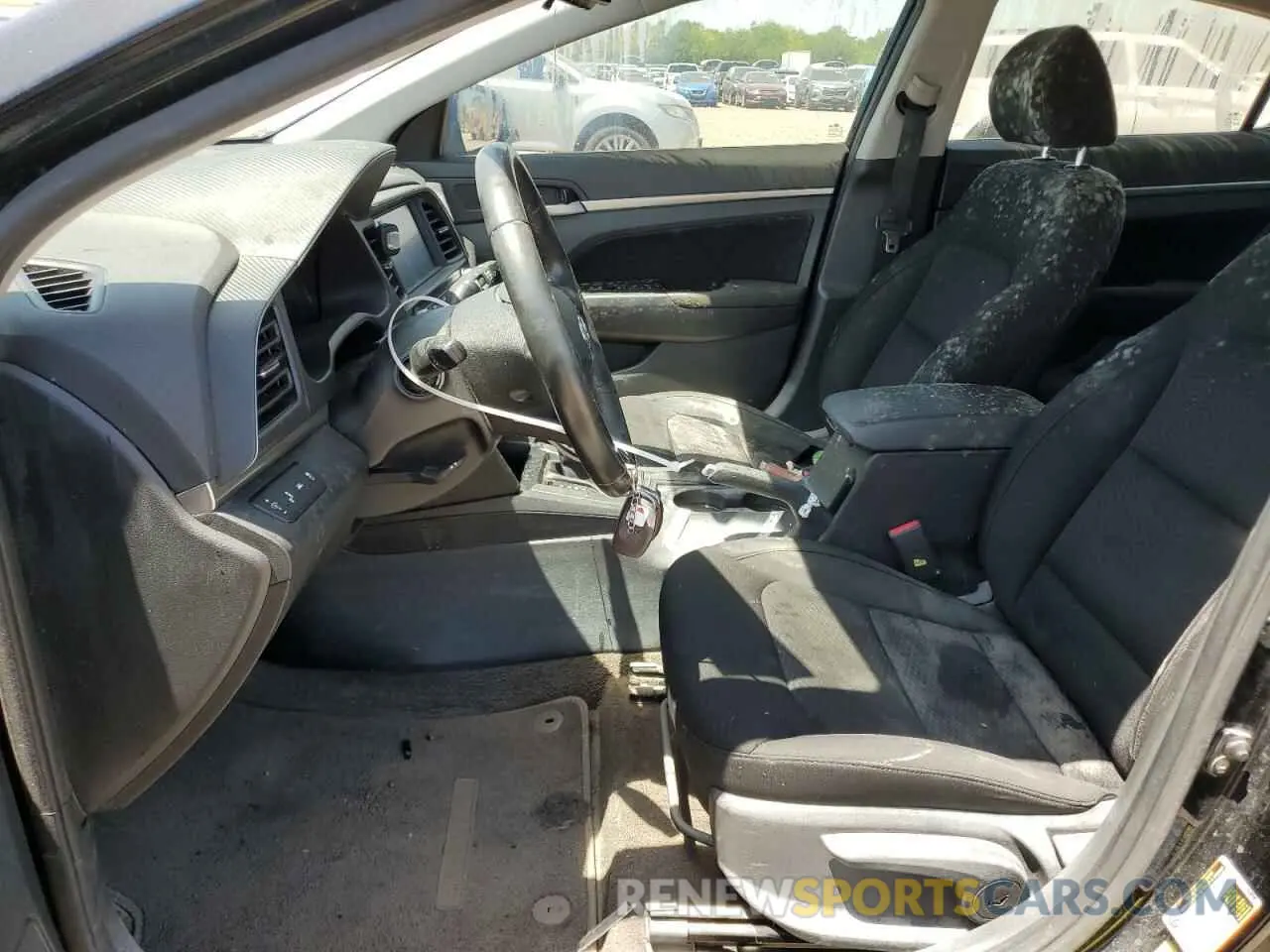 7 fotografías del automóvil dañado KMHD84LF2LU957143 HYUNDAI ELANTRA 2020