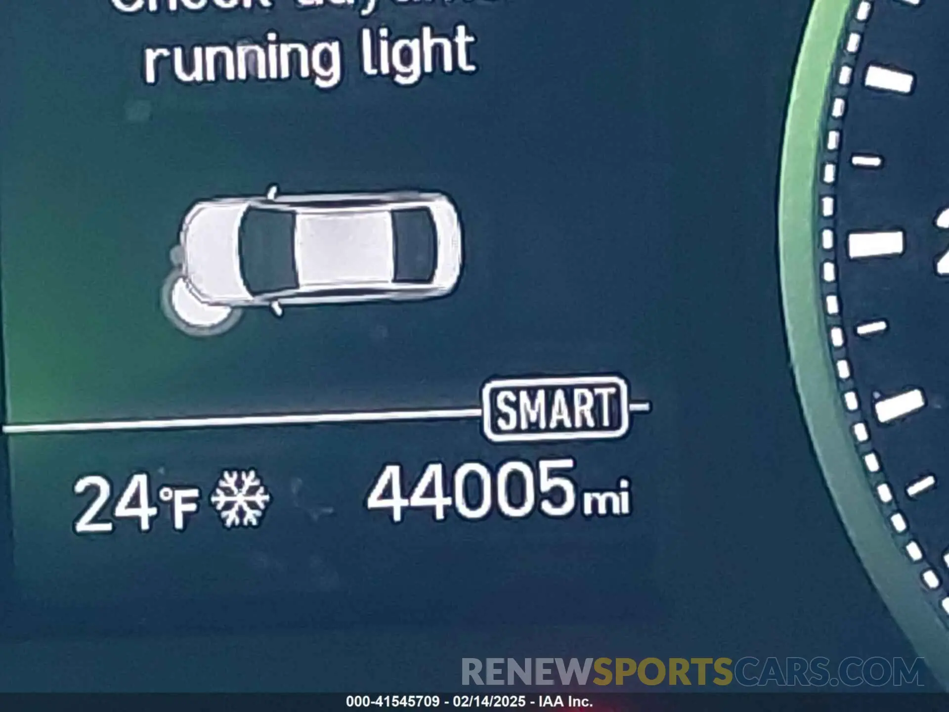 16 fotografías del automóvil dañado KMHD84LF3LU067184 HYUNDAI ELANTRA 2020
